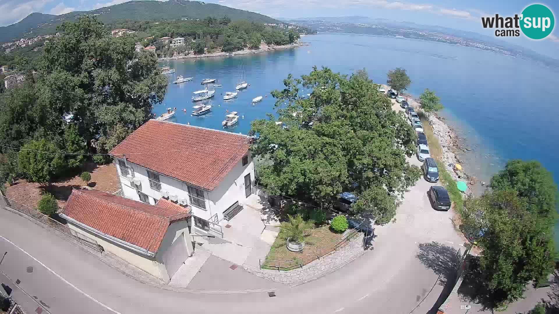 Ika Harbor Webcam – LIVE View of the Harbor and Opatija Lights
