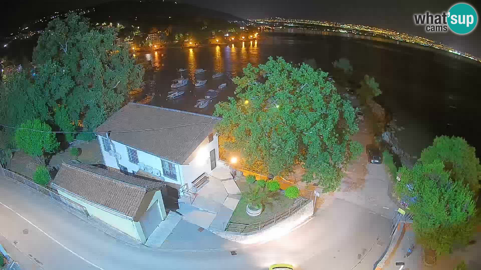 Ika Harbor Webcam – LIVE View of the Harbor and Opatija Lights