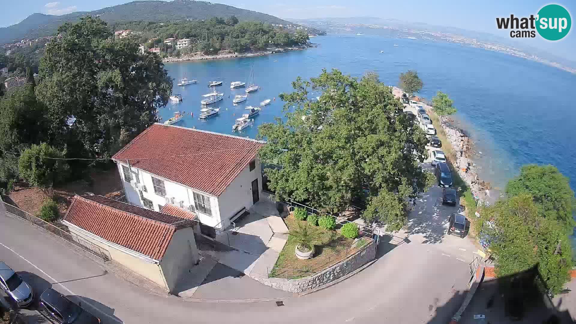 Ika Harbor Webcam – LIVE View of the Harbor and Opatija Lights