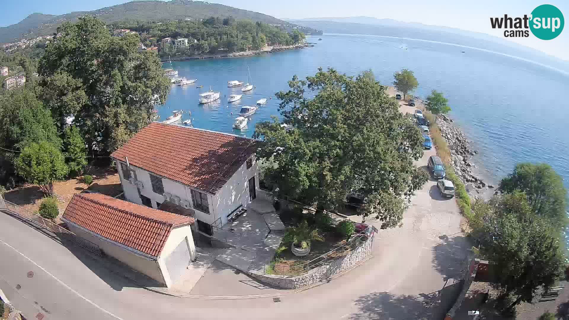 Ika Harbor Webcam – LIVE View of the Harbor and Opatija Lights