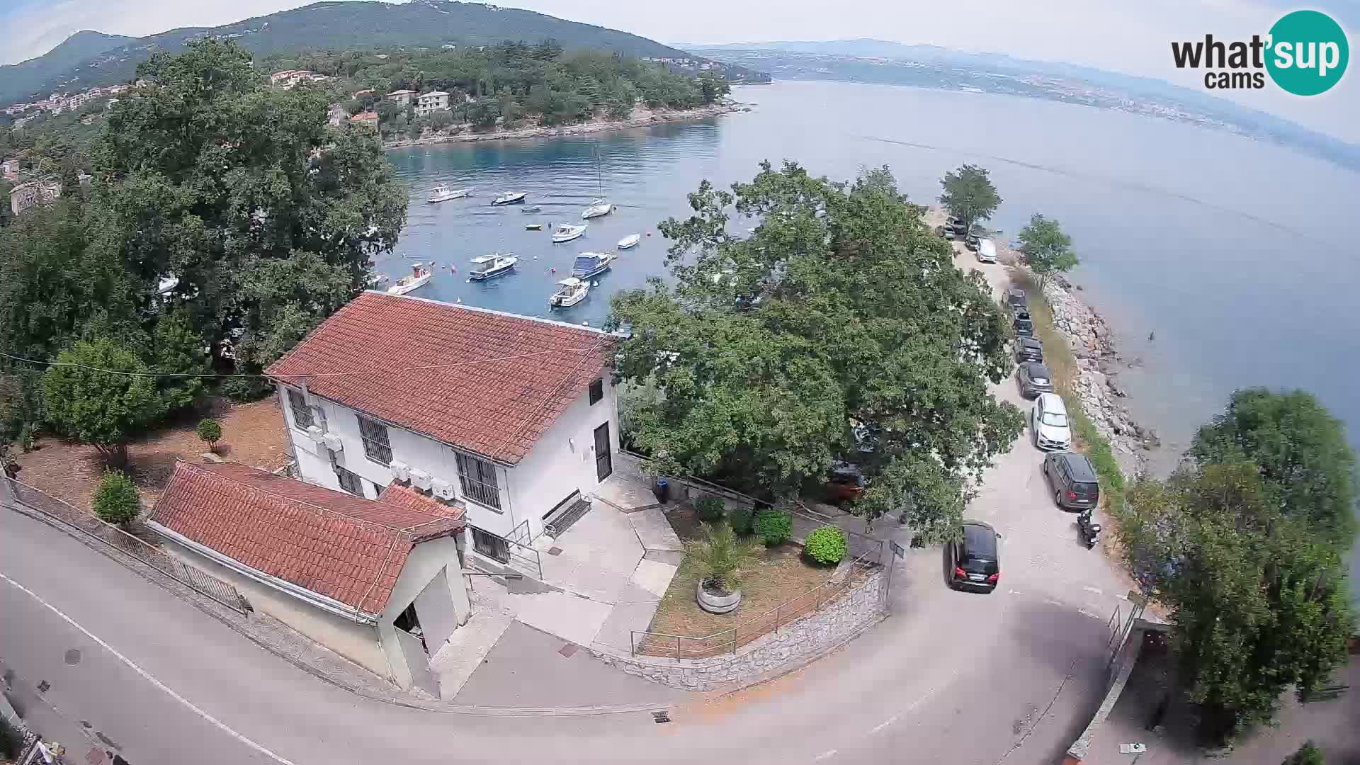Ika Harbor Webcam – LIVE View of the Harbor and Opatija Lights