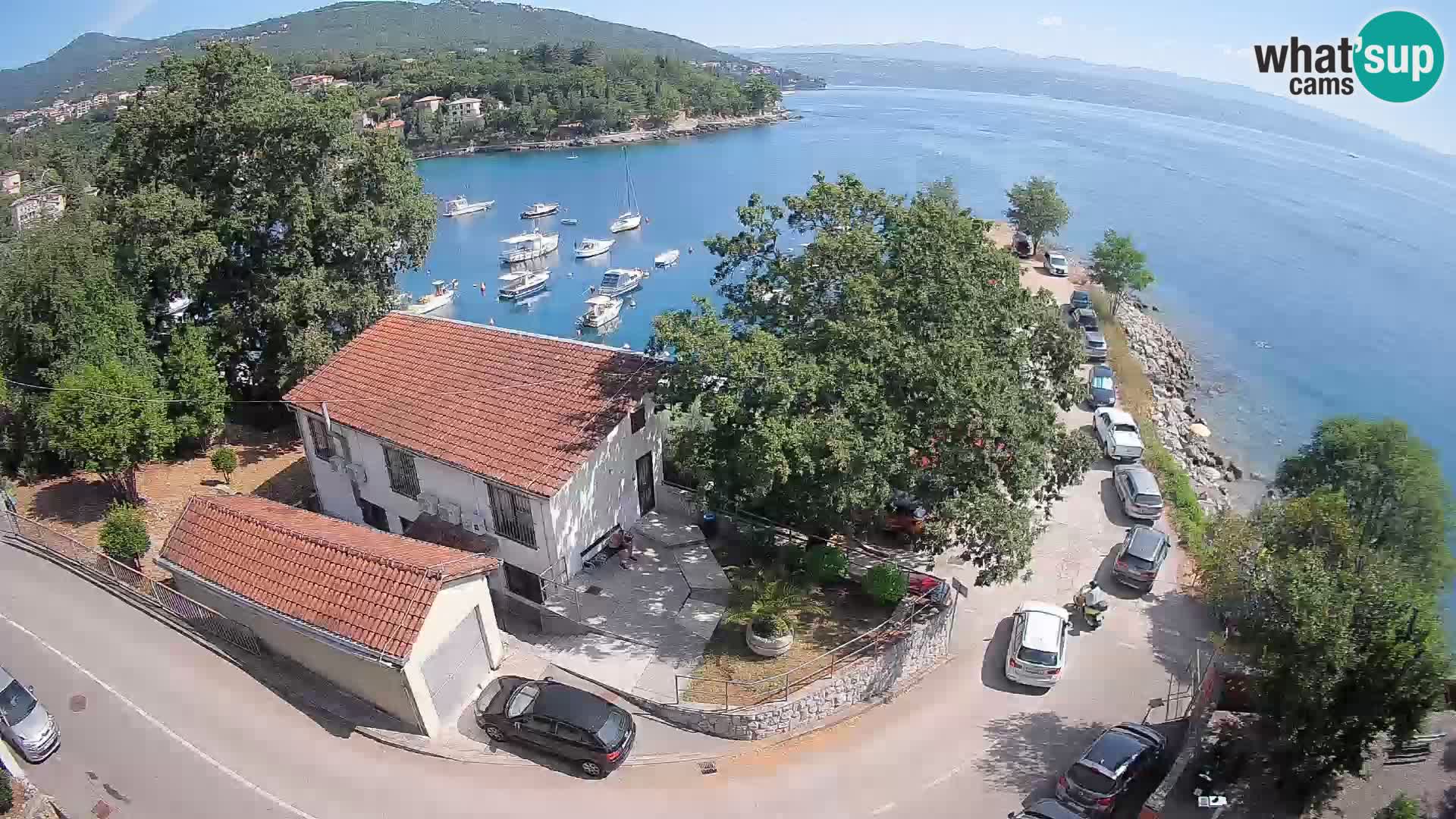 Ika Harbor Webcam – LIVE View of the Harbor and Opatija Lights