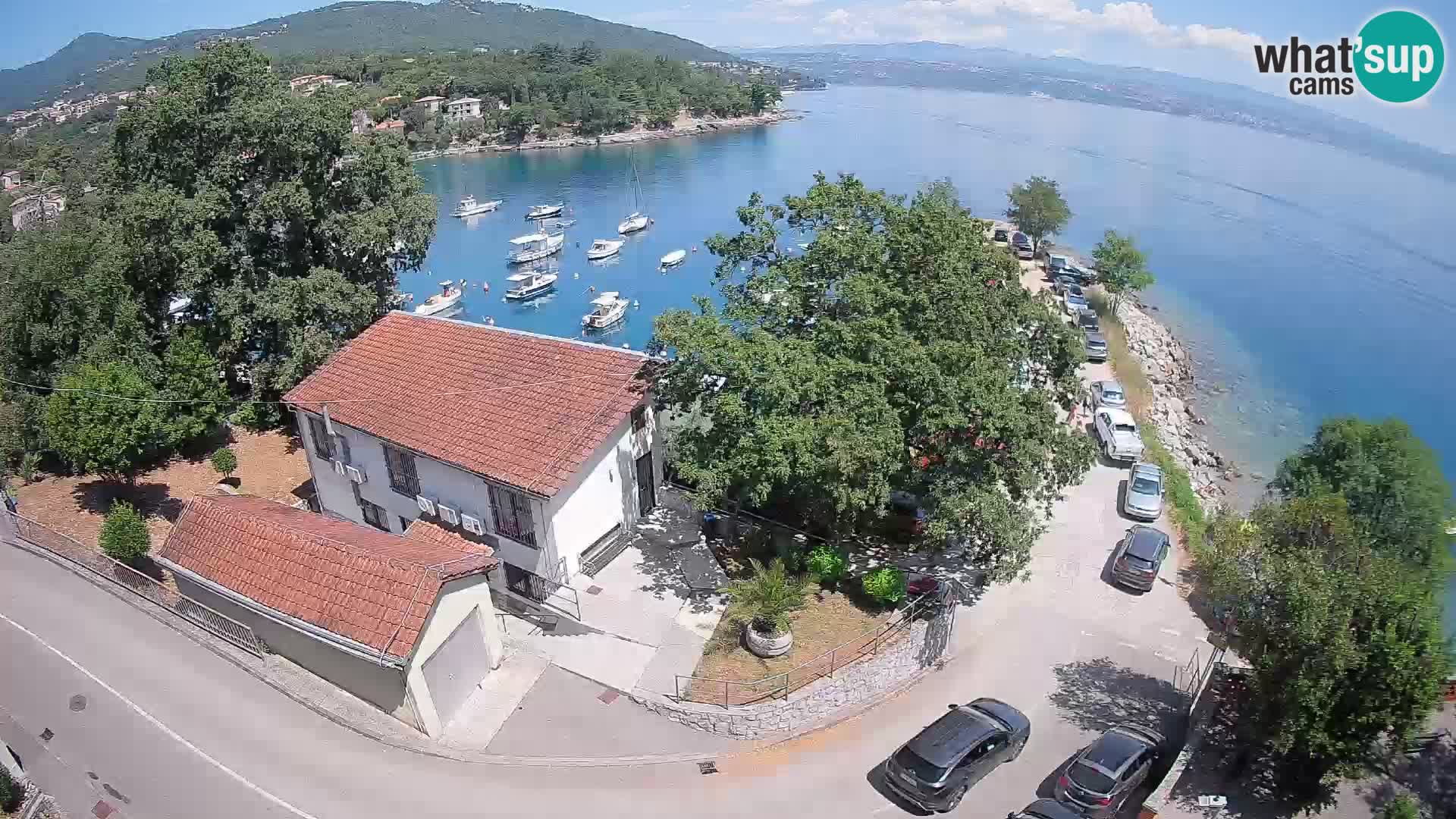 Ika Harbor Webcam – LIVE View of the Harbor and Opatija Lights