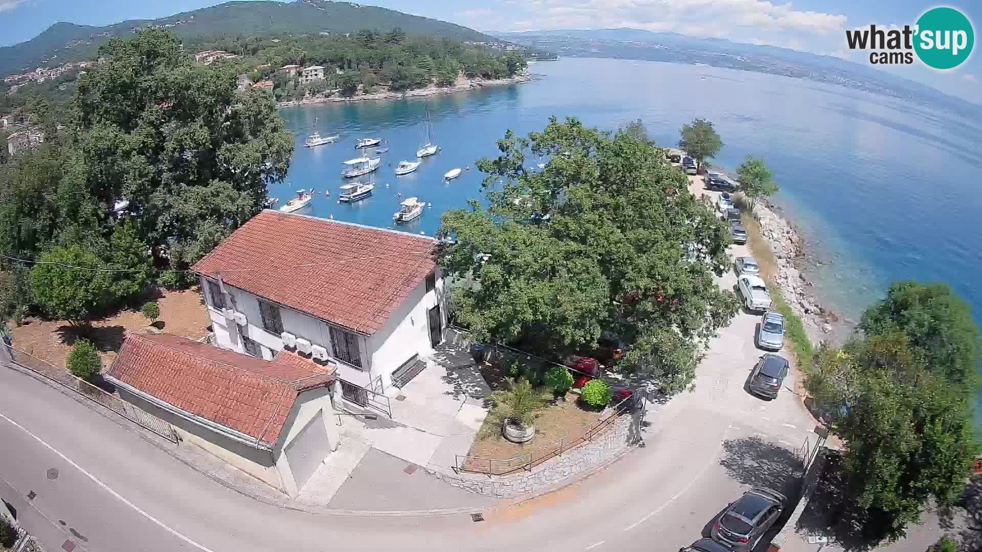 Ika Harbor Webcam – LIVE View of the Harbor and Opatija Lights