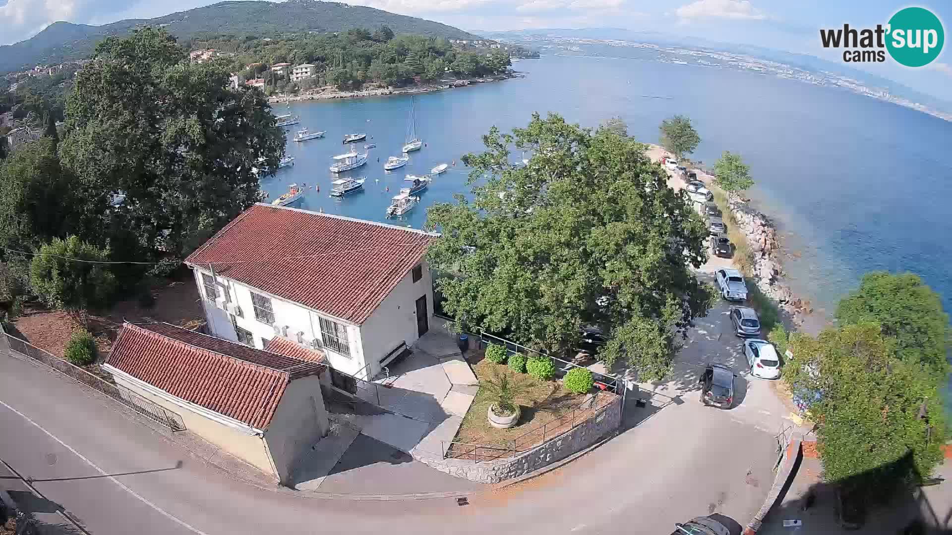 Ika Harbor Webcam – LIVE View of the Harbor and Opatija Lights