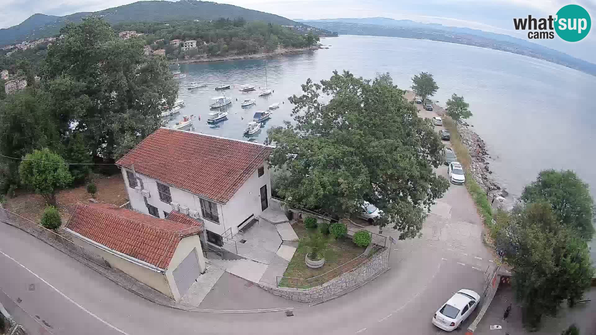 Ika Harbor Webcam – LIVE View of the Harbor and Opatija Lights