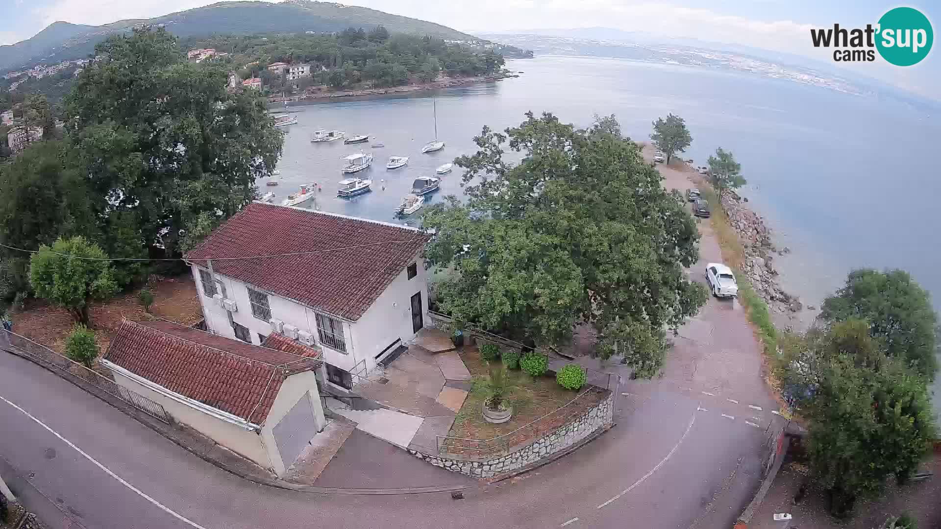 Ika Harbor Webcam – LIVE View of the Harbor and Opatija Lights