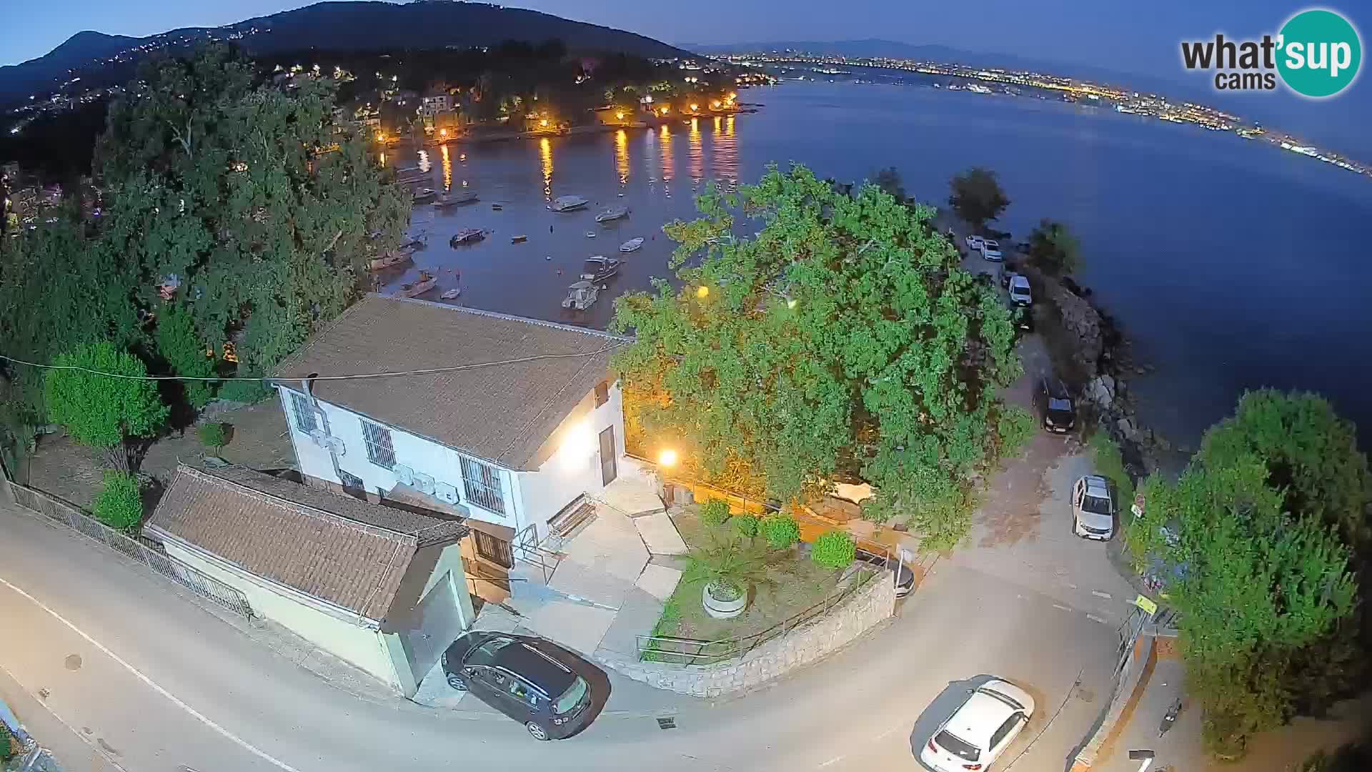 Ika Harbor Webcam – LIVE View of the Harbor and Opatija Lights