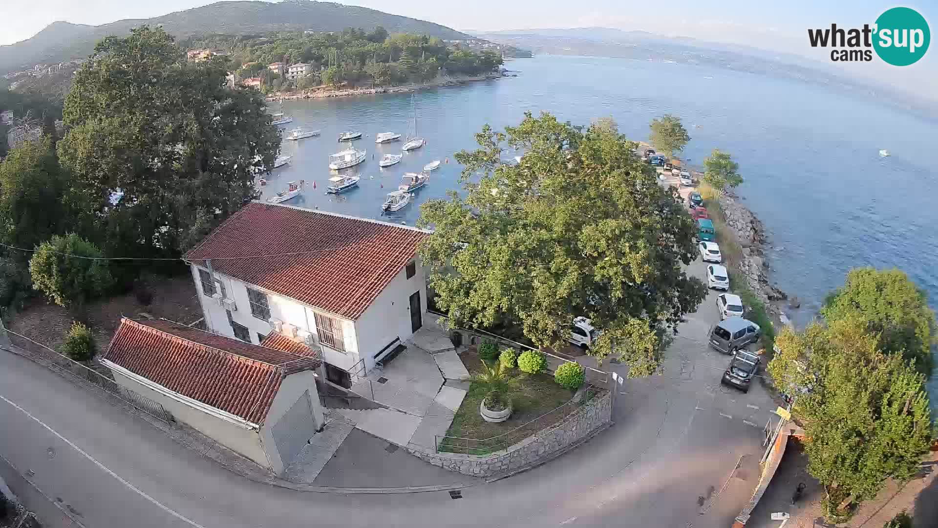 Ika Harbor Webcam – LIVE View of the Harbor and Opatija Lights