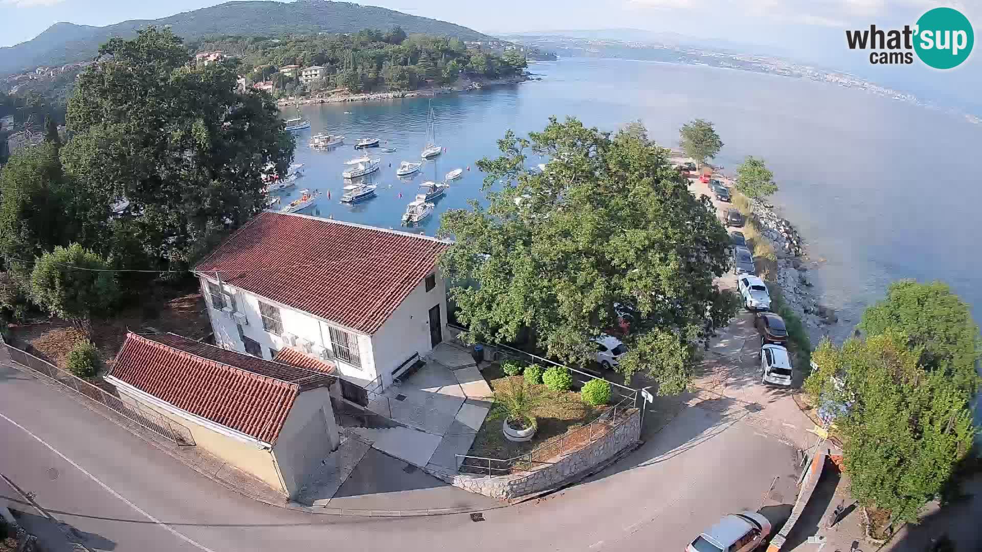 Ika Harbor Webcam – LIVE View of the Harbor and Opatija Lights