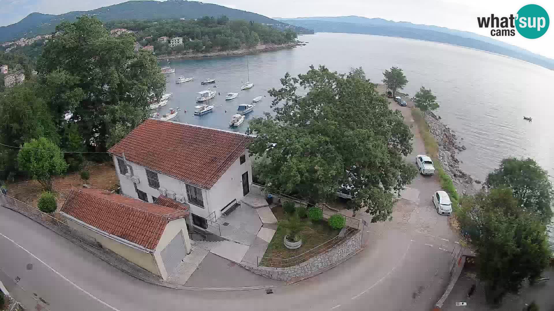 Ika Harbor Webcam – LIVE View of the Harbor and Opatija Lights