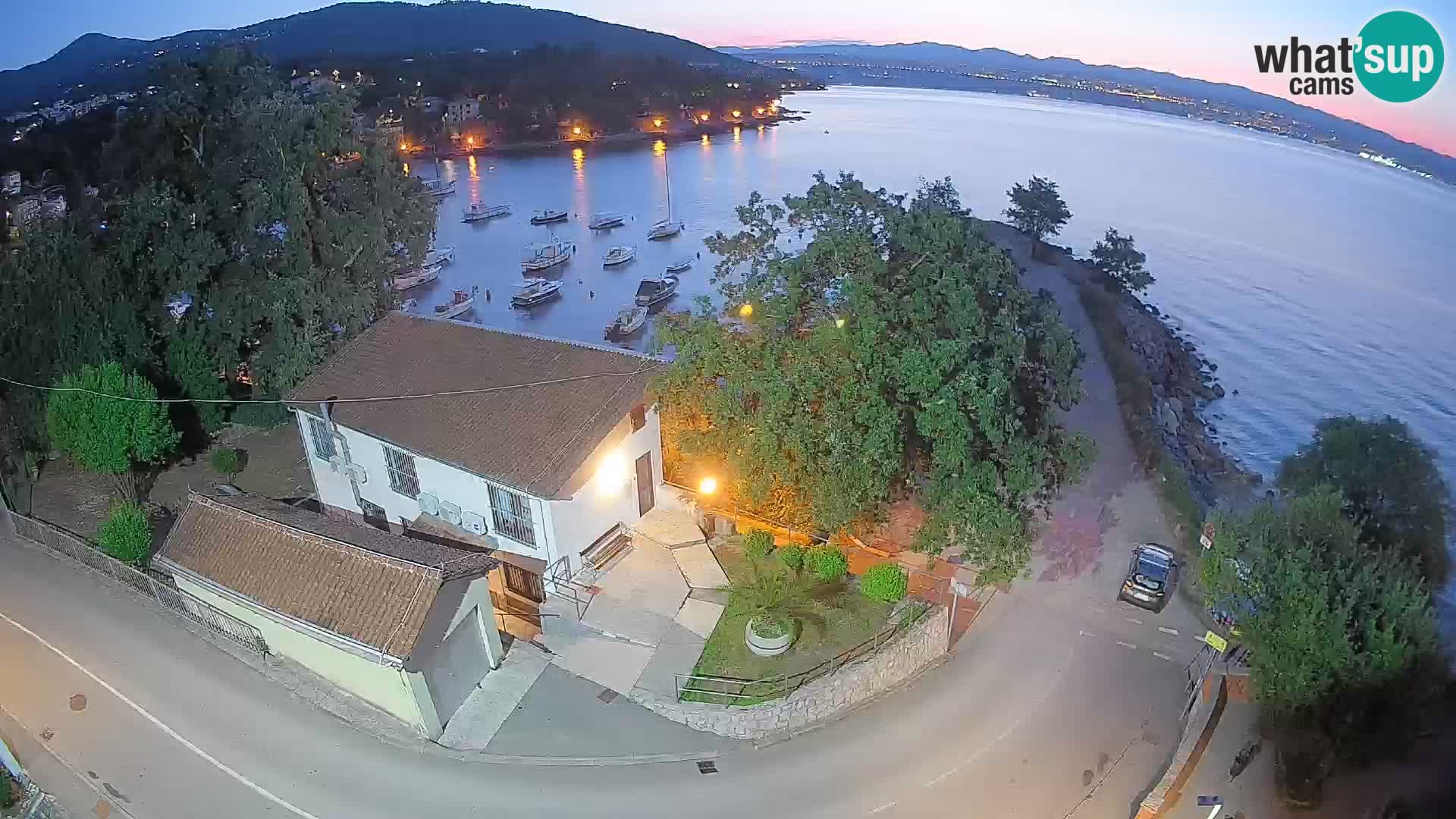 Webcam puerto de Ika – Vista en directo y luces de Opatija