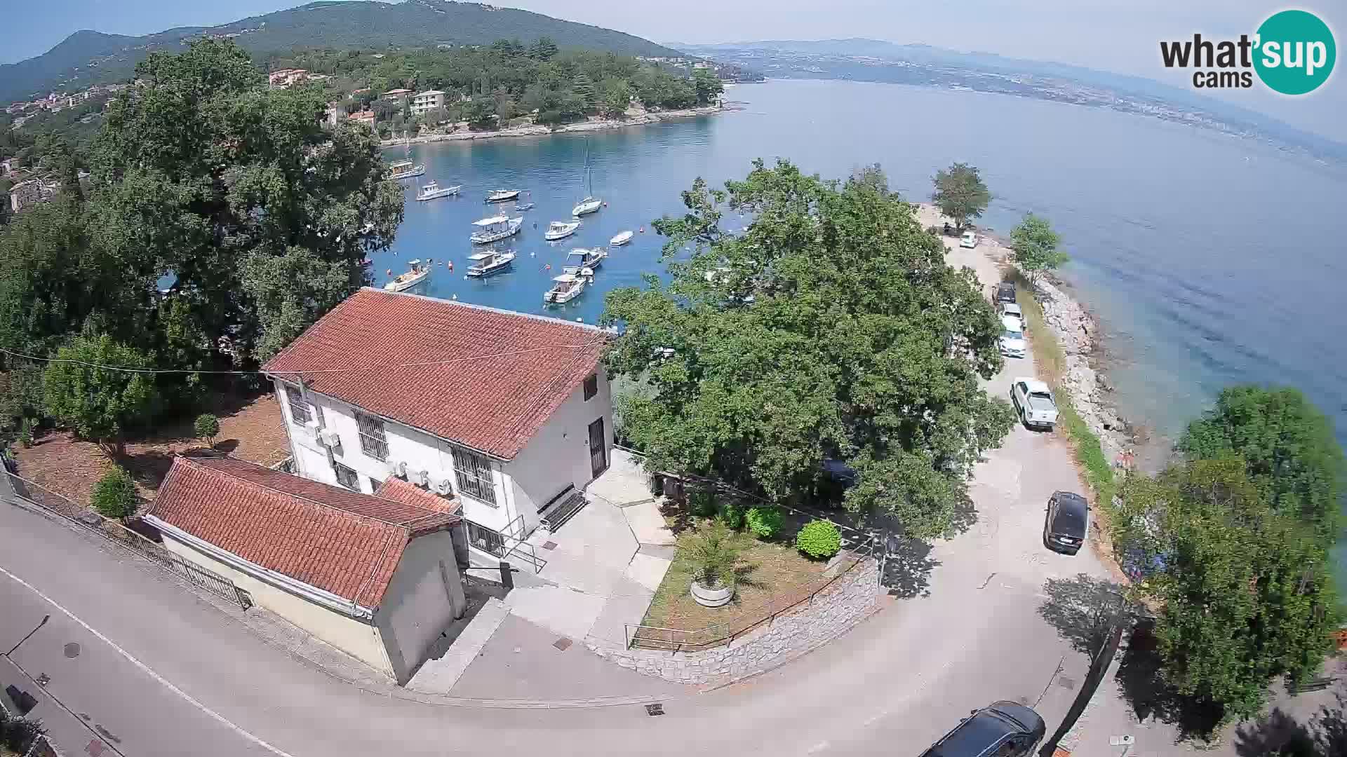 Ika Harbor Webcam – LIVE View of the Harbor and Opatija Lights