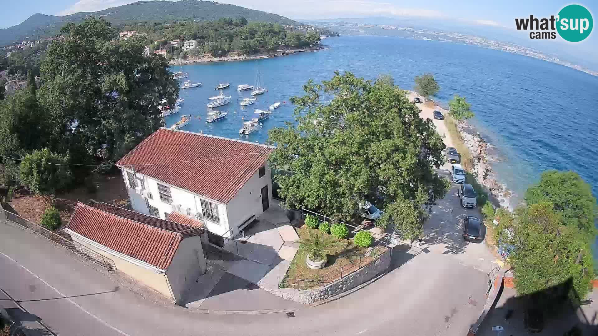 Ika Harbor Webcam – LIVE View of the Harbor and Opatija Lights