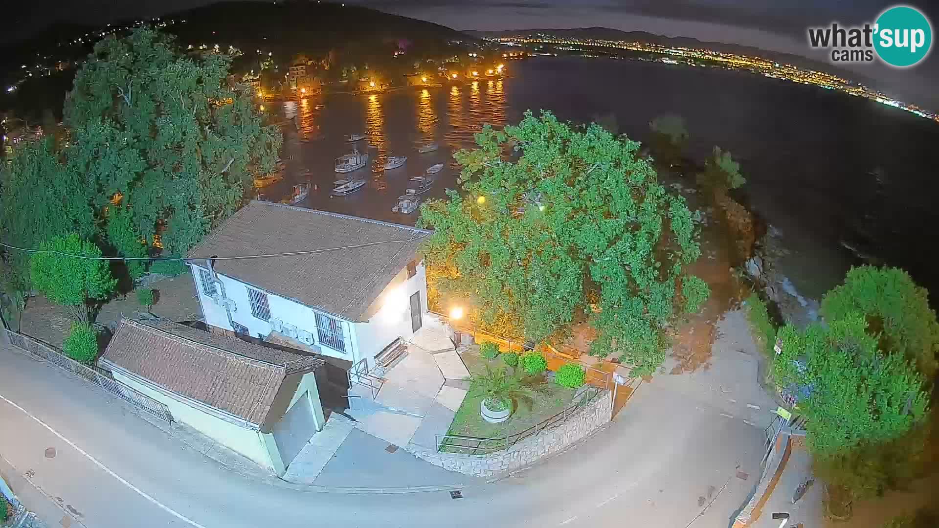 Ika Harbor Webcam – LIVE View of the Harbor and Opatija Lights