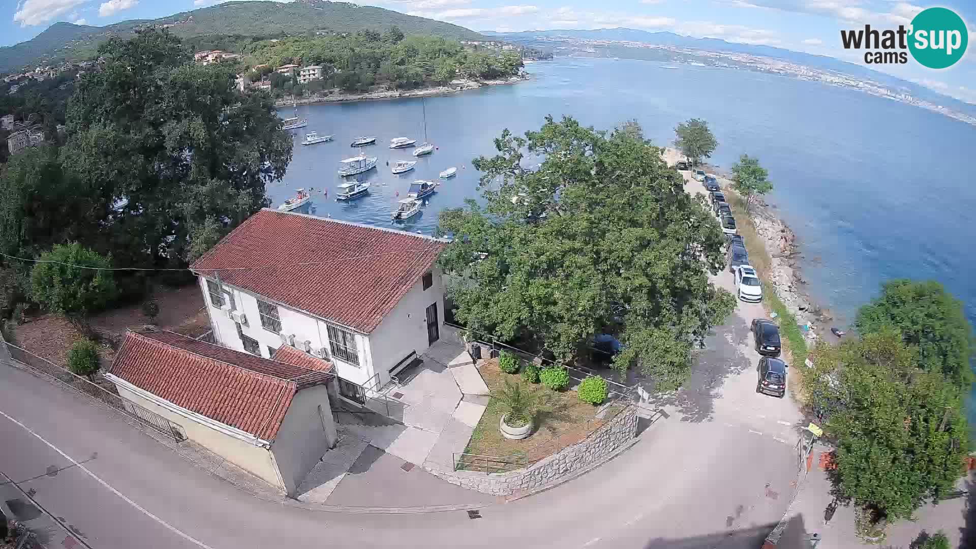 Ika Harbor Webcam – LIVE View of the Harbor and Opatija Lights