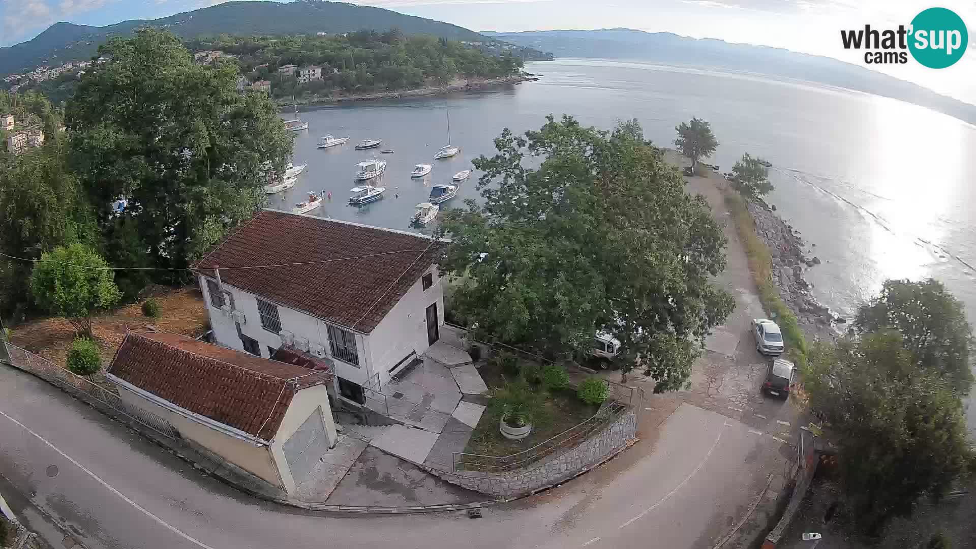 Ika Harbor Webcam – LIVE View of the Harbor and Opatija Lights