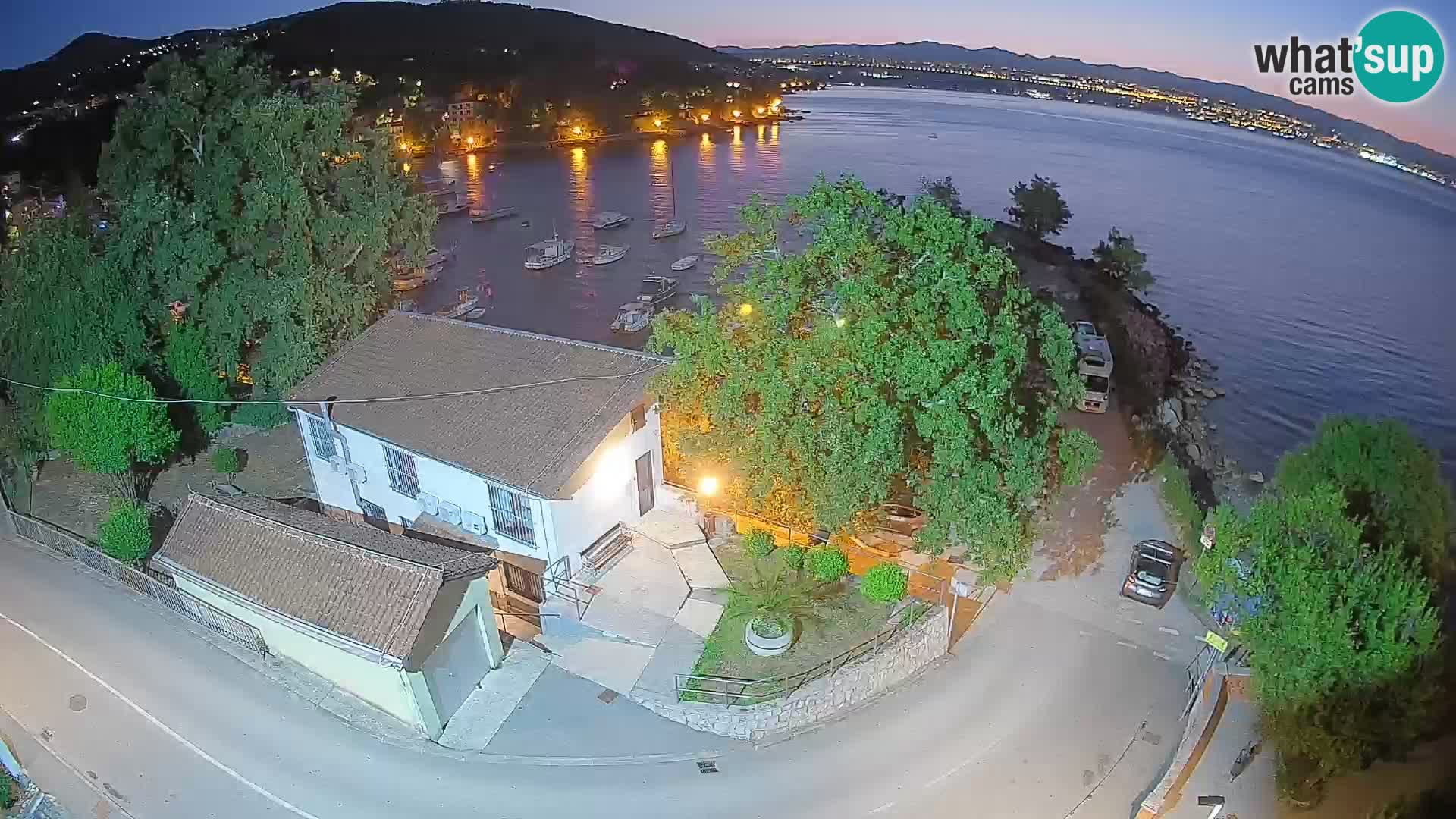 Webcam puerto de Ika – Vista en directo y luces de Opatija