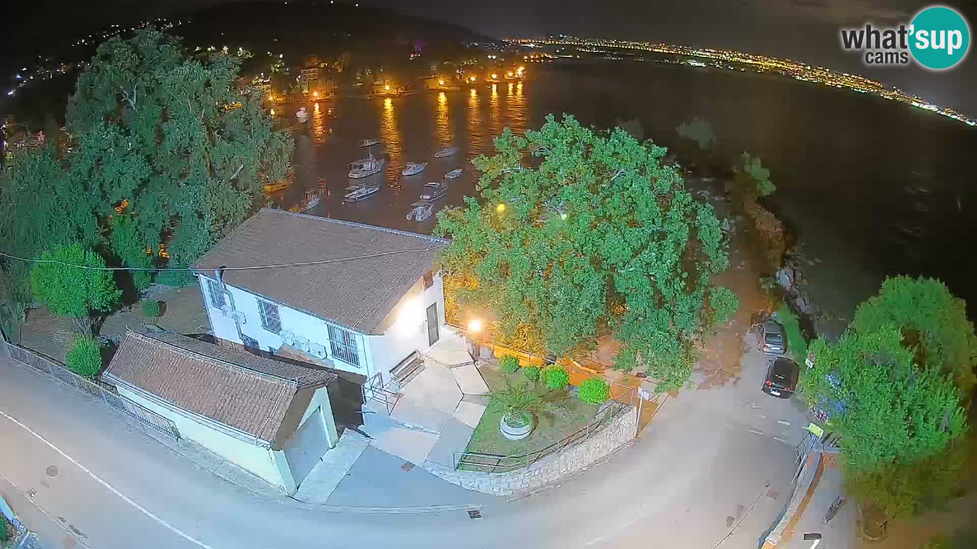 Ika Harbor Webcam – LIVE View of the Harbor and Opatija Lights