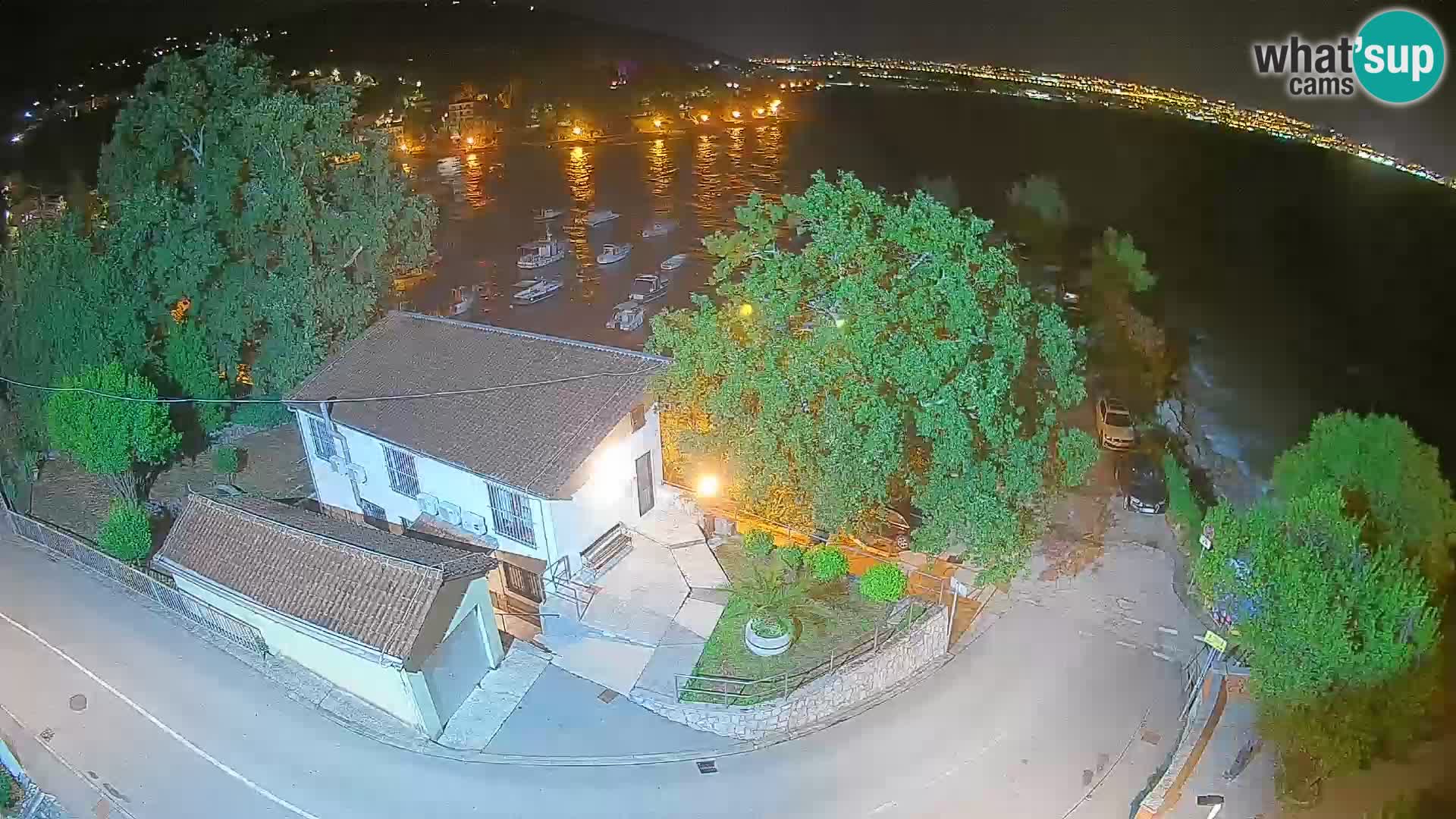 Ika Harbor Webcam – LIVE View of the Harbor and Opatija Lights