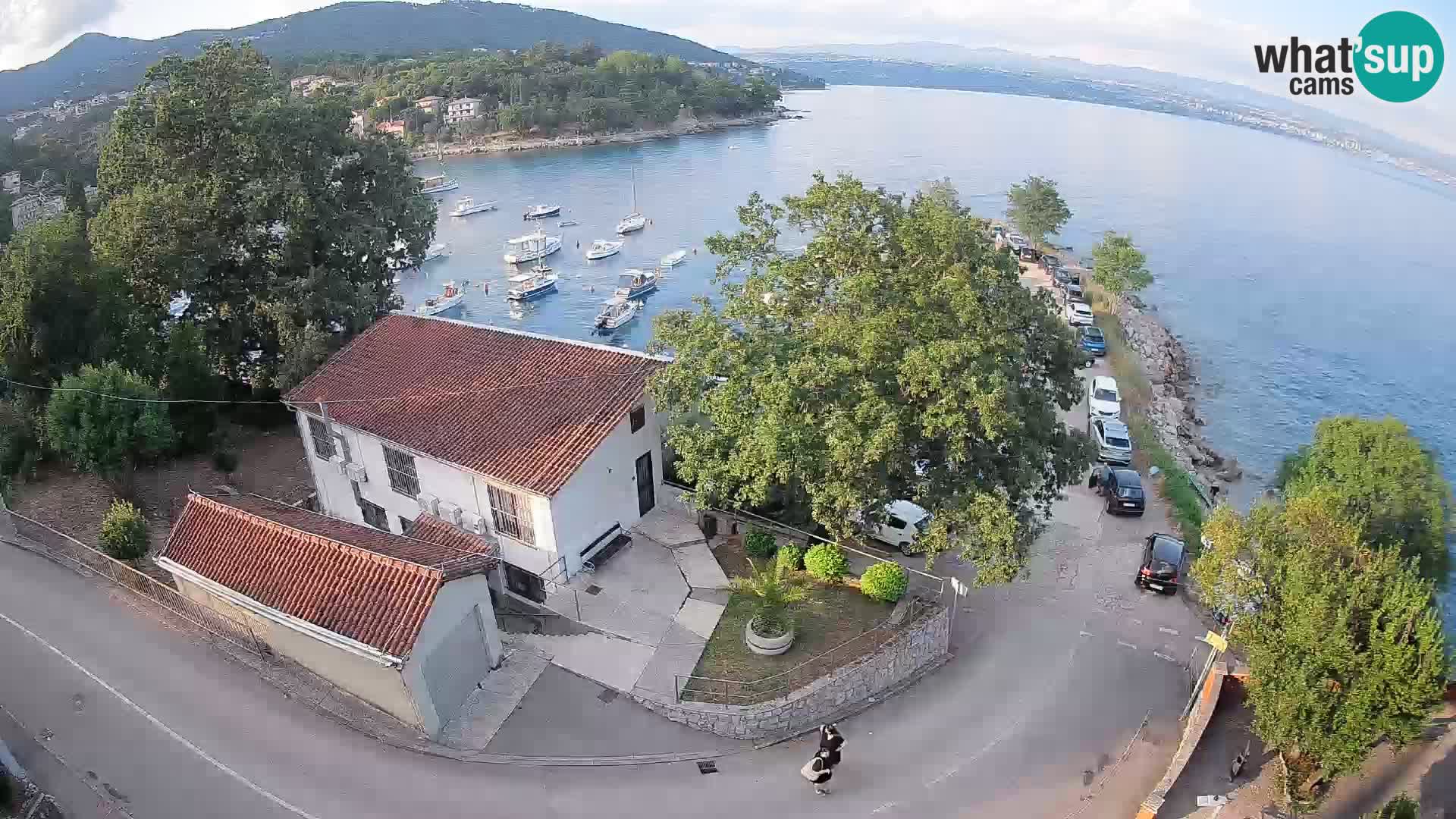 Ika Harbor Webcam – LIVE View of the Harbor and Opatija Lights