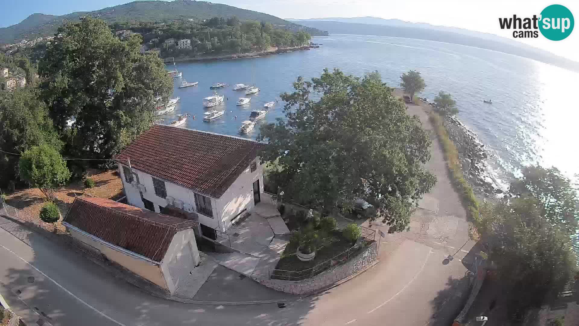 Ika Harbor Webcam – LIVE View of the Harbor and Opatija Lights
