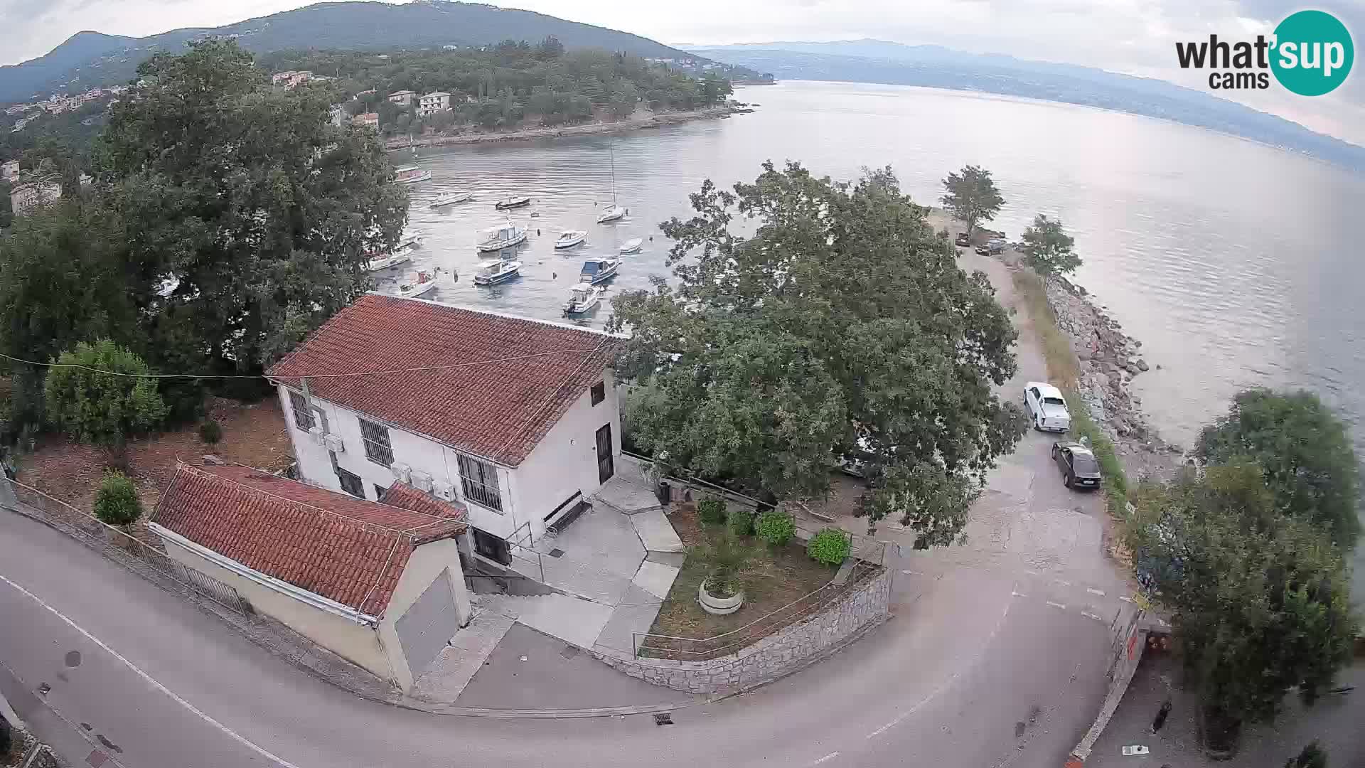 Ika Harbor Webcam – LIVE View of the Harbor and Opatija Lights