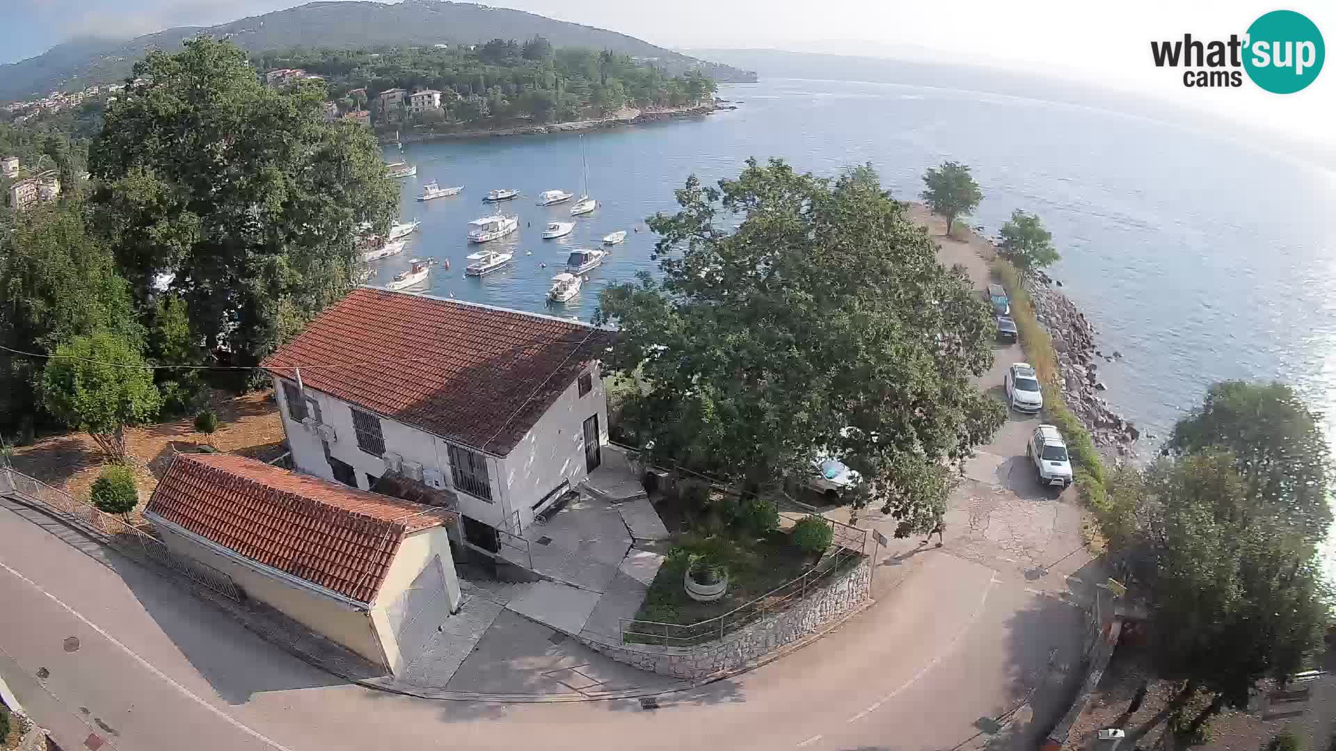 Ika Harbor Webcam – LIVE View of the Harbor and Opatija Lights