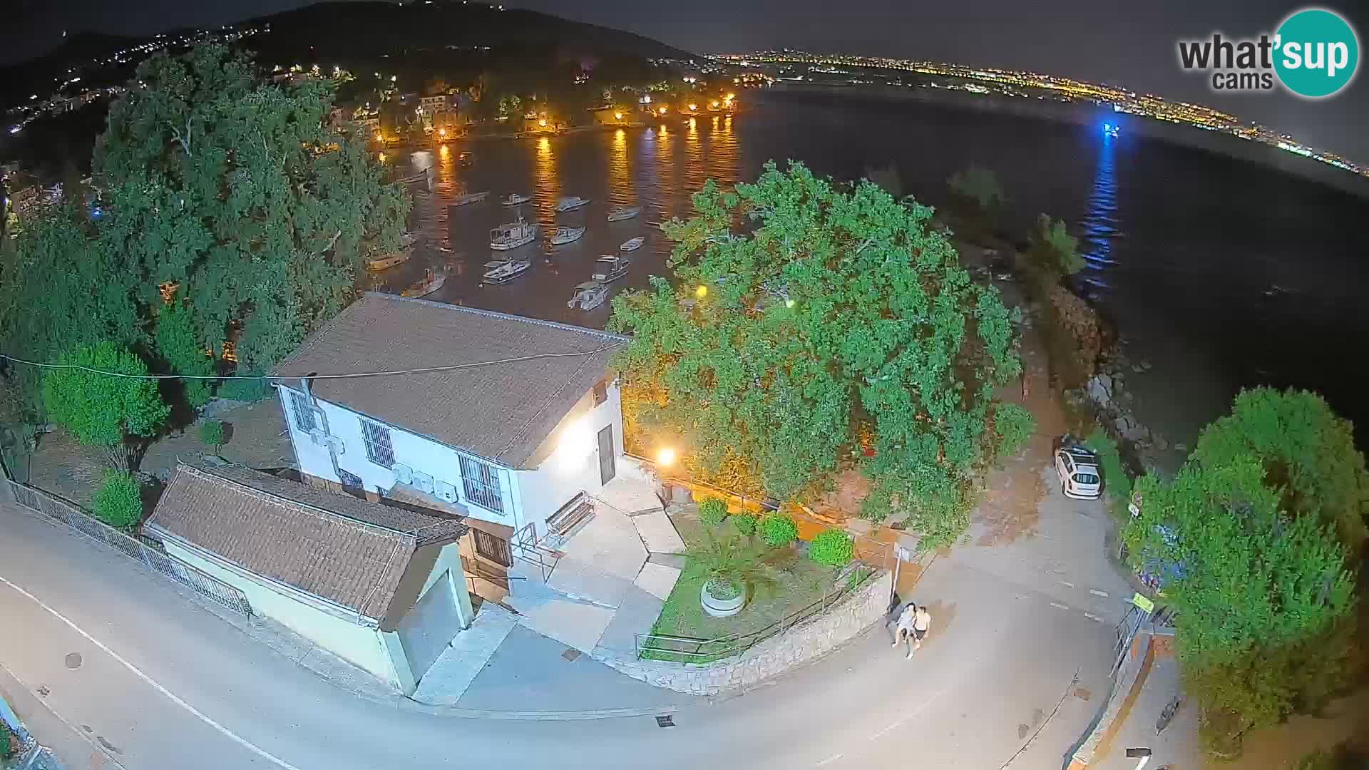 Ika Harbor Webcam – LIVE View of the Harbor and Opatija Lights