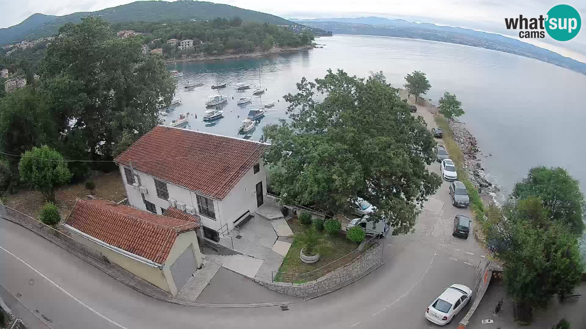Ika Harbor Webcam – LIVE View of the Harbor and Opatija Lights