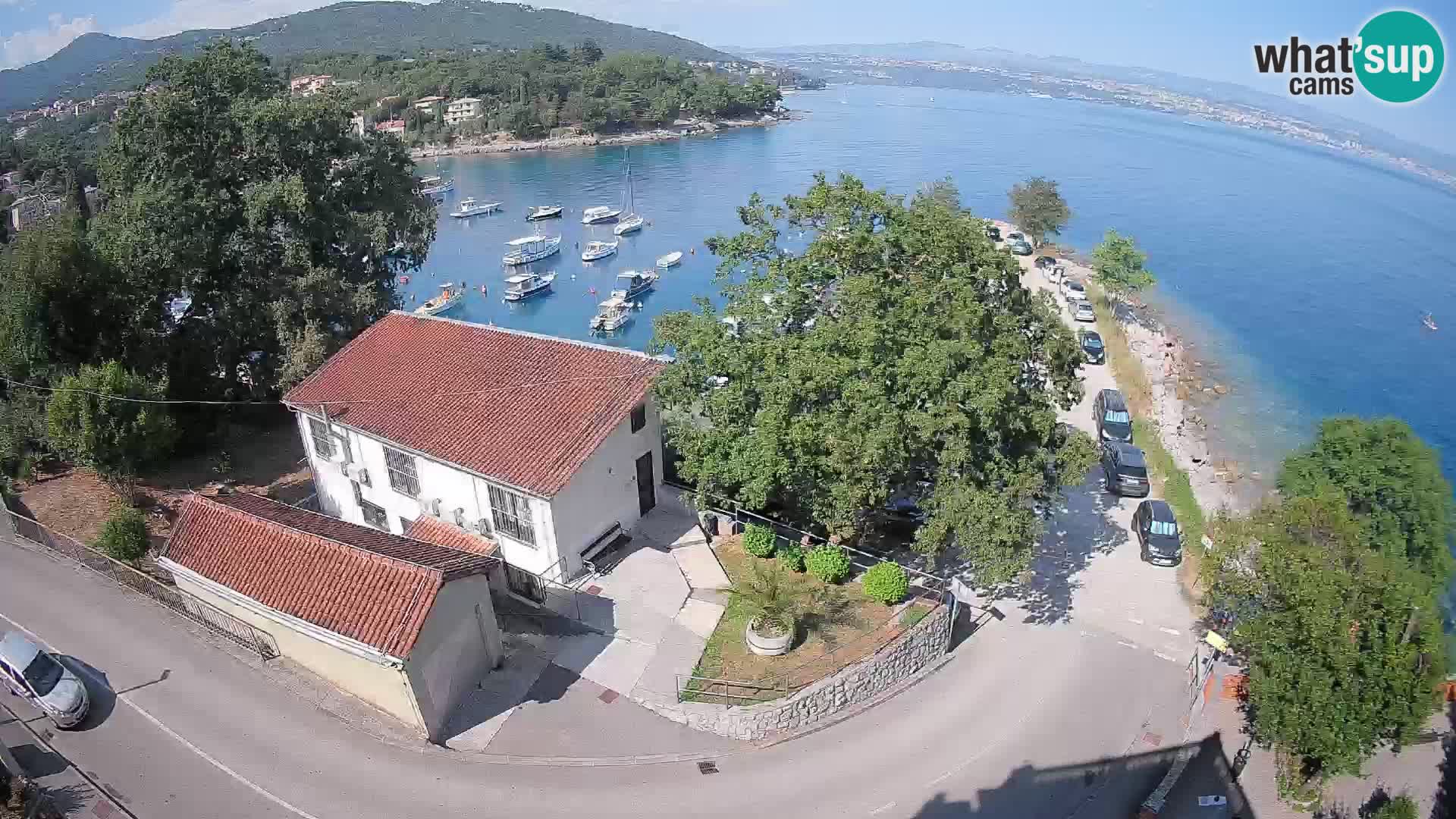 Ika Harbor Webcam – LIVE View of the Harbor and Opatija Lights