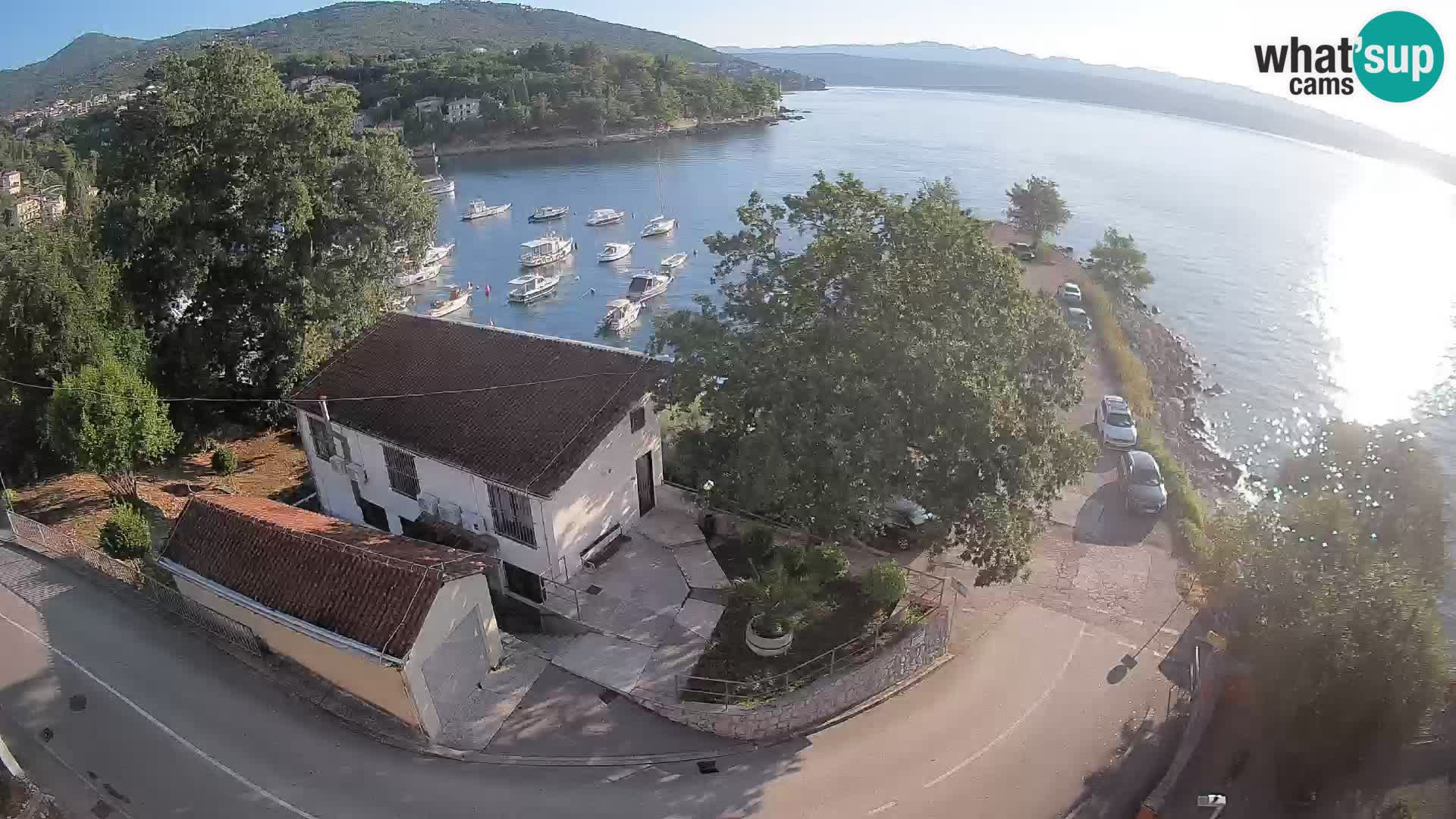 Ika Harbor Webcam – LIVE View of the Harbor and Opatija Lights