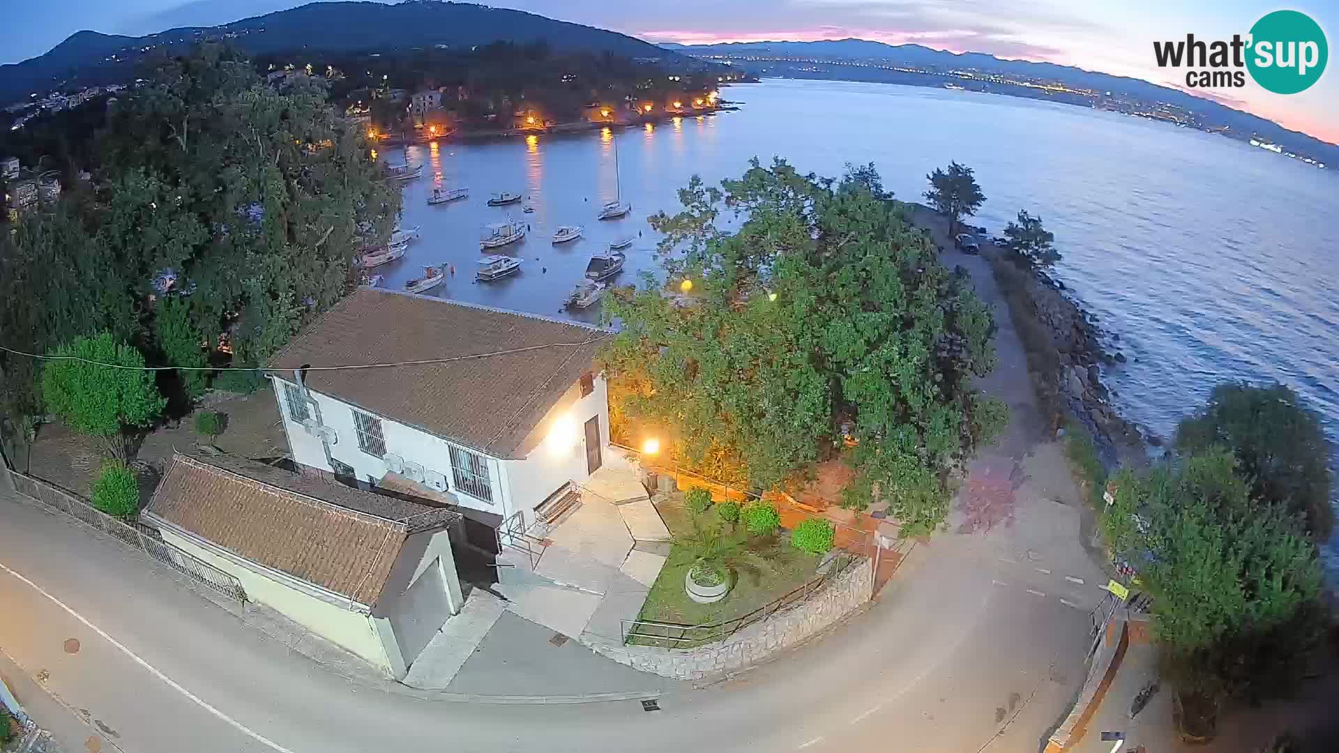 Webcam porto Ika – Vista LIVE sul porto e le luci di Opatija