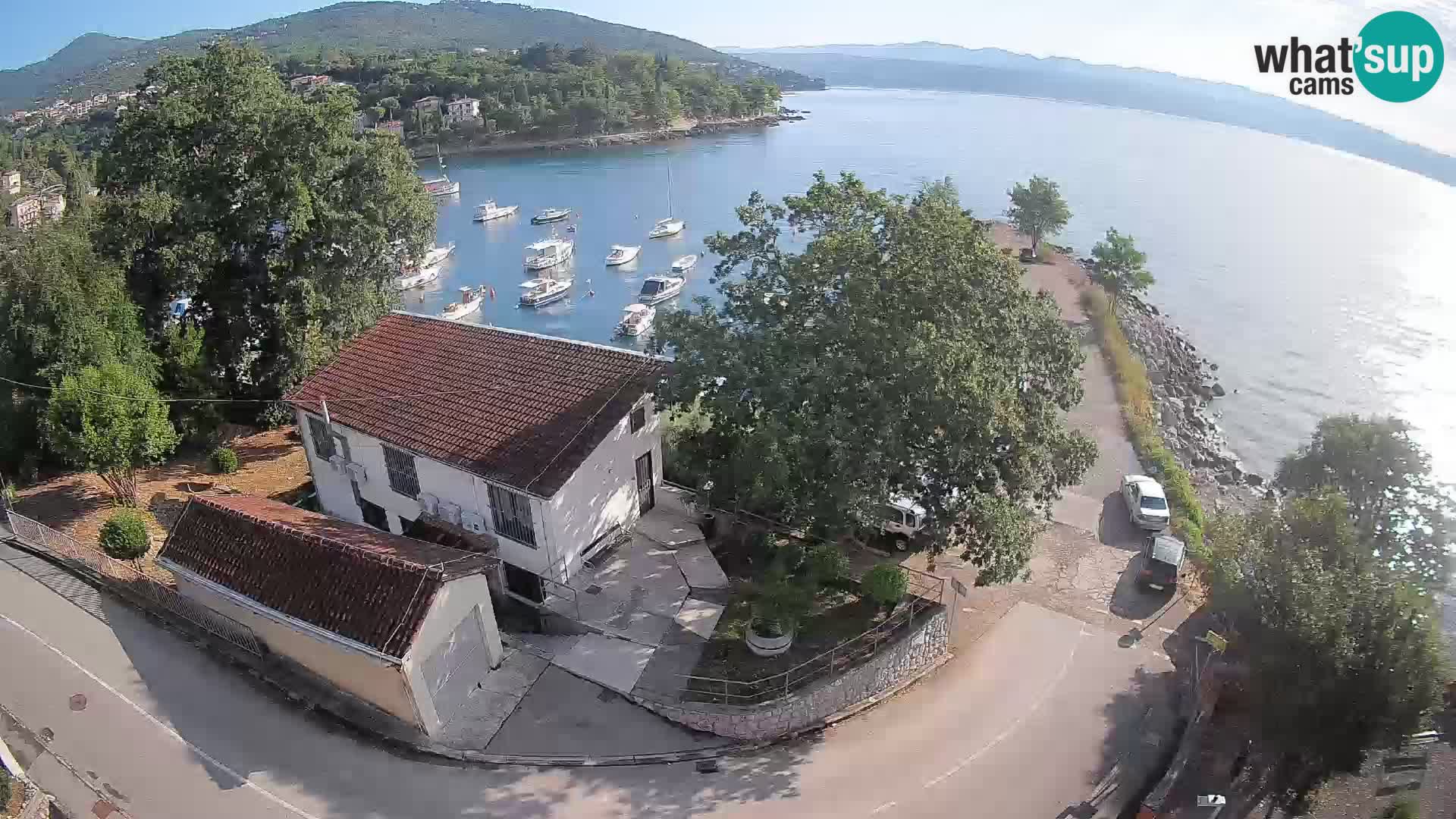 Ika Harbor Webcam – LIVE View of the Harbor and Opatija Lights