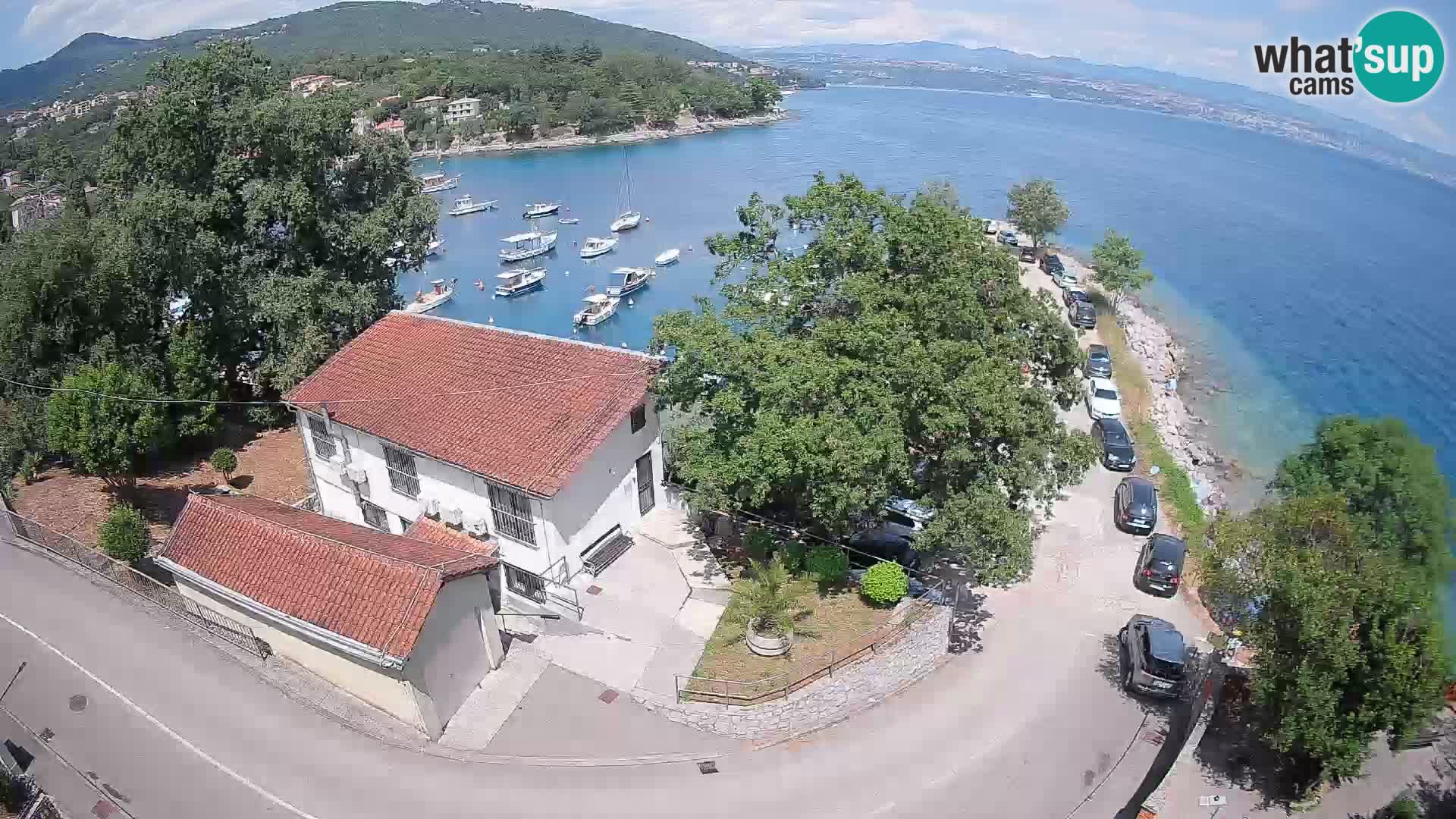 Ika Harbor Webcam – LIVE View of the Harbor and Opatija Lights