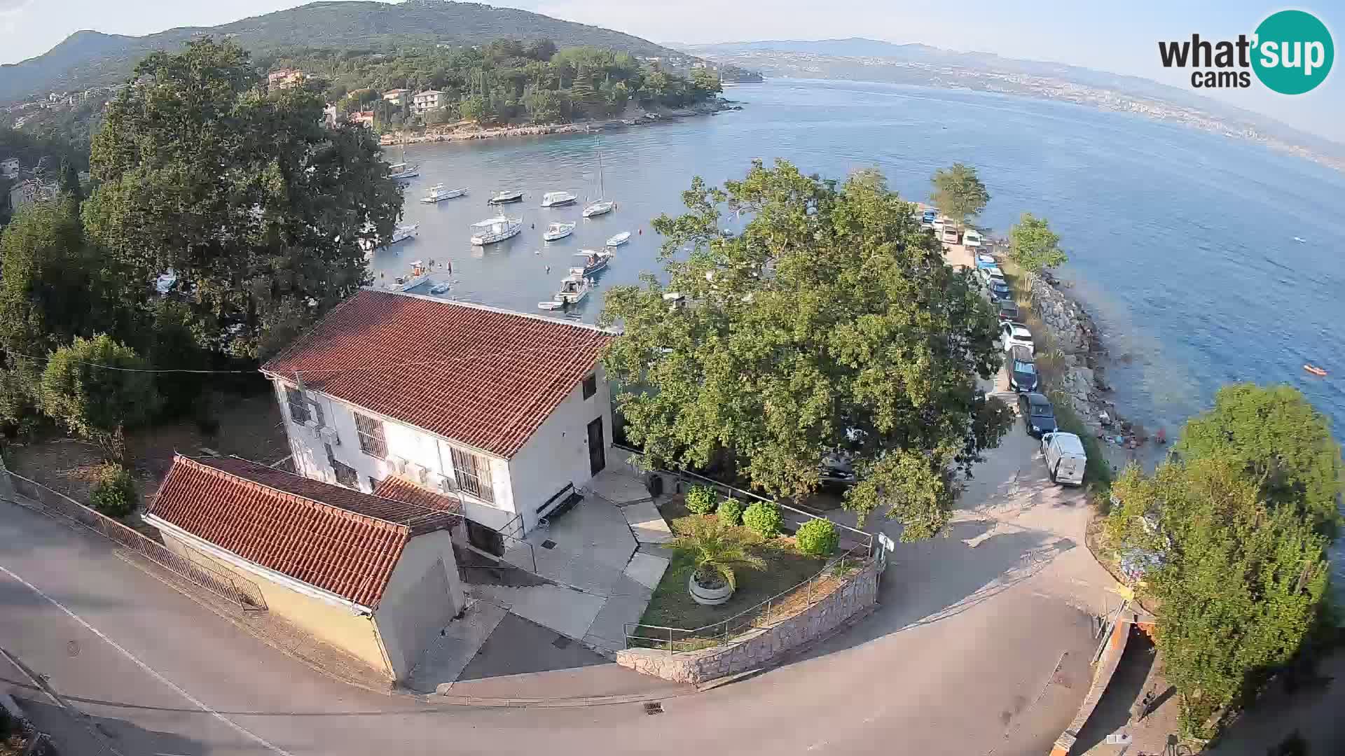 Ika Harbor Webcam – LIVE View of the Harbor and Opatija Lights