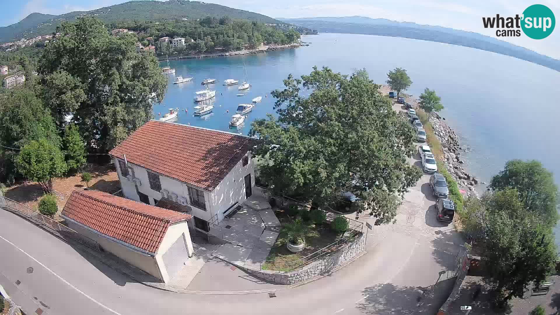 Ika Harbor Webcam – LIVE View of the Harbor and Opatija Lights