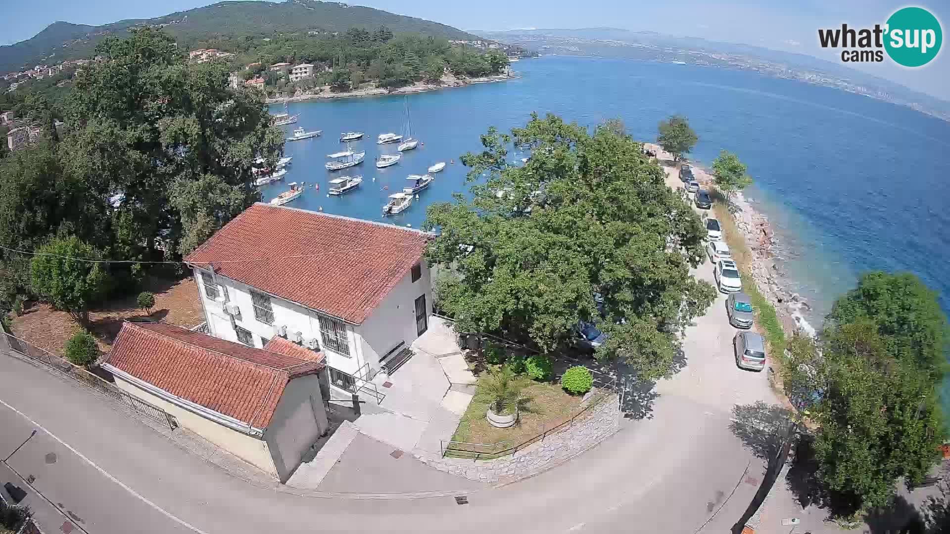 Web kamera luka Ika – Pogled uživo na luku i svjetla Opatije