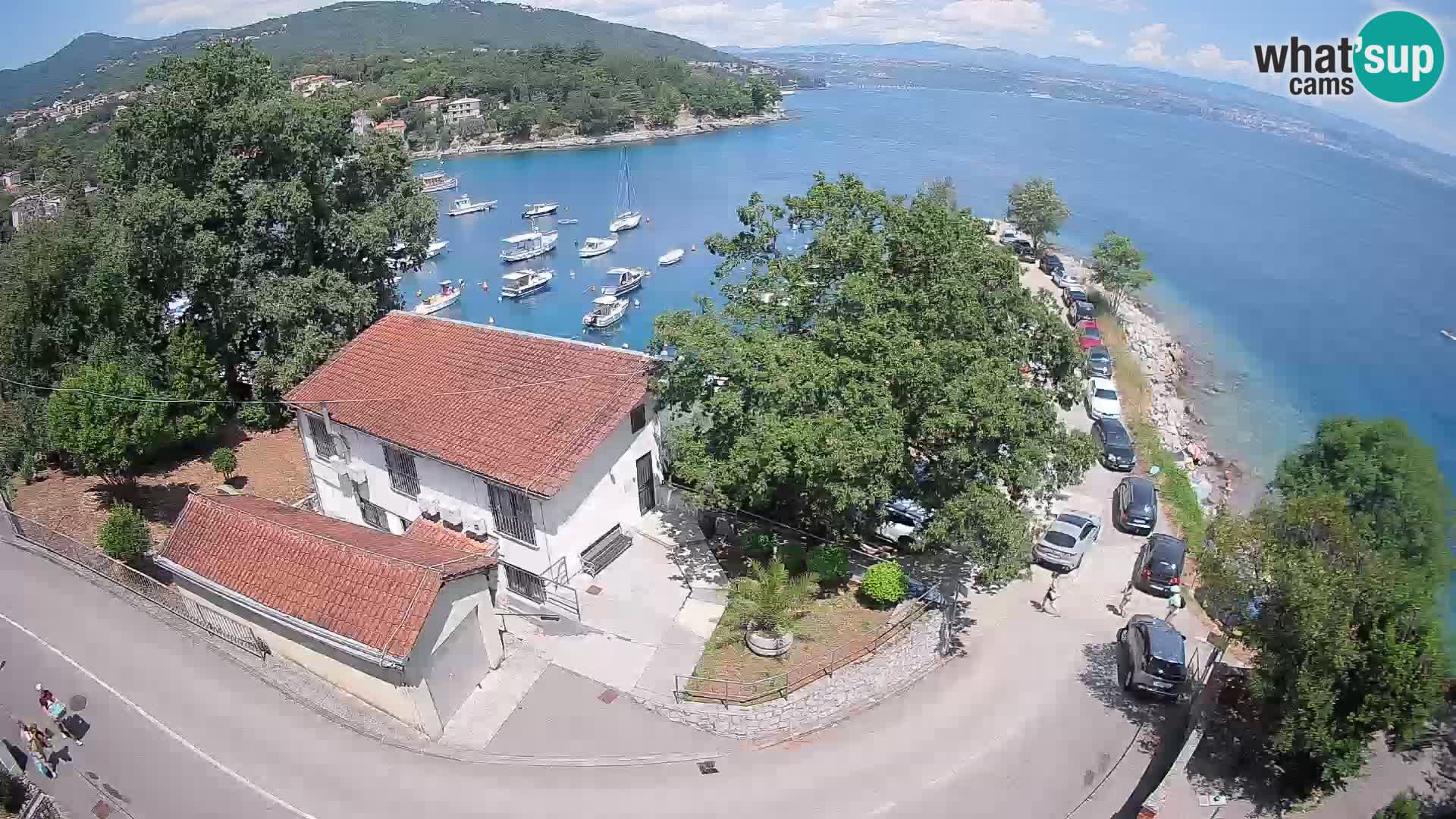 Ika Harbor Webcam – LIVE View of the Harbor and Opatija Lights