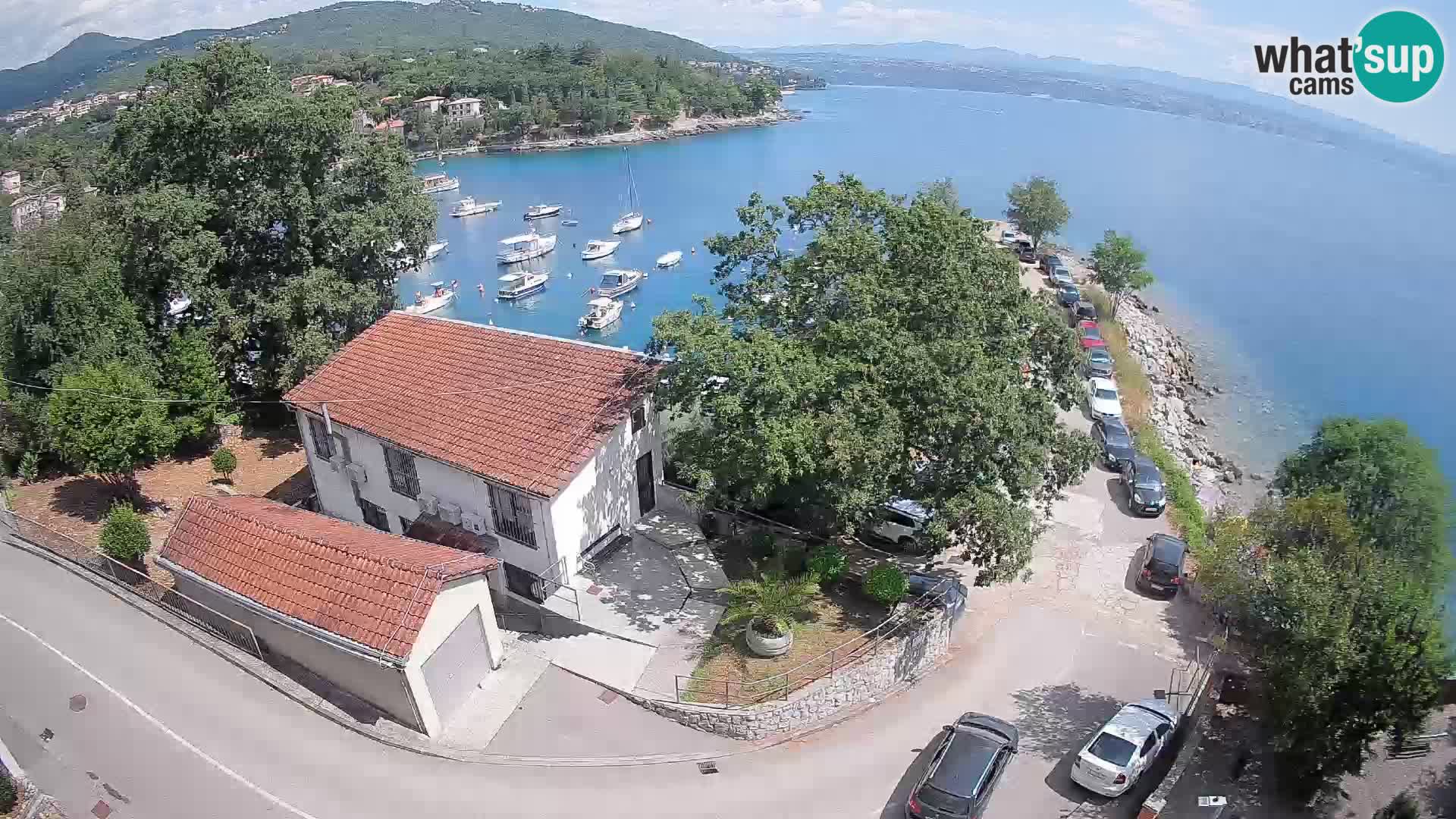Ika Harbor Webcam – LIVE View of the Harbor and Opatija Lights