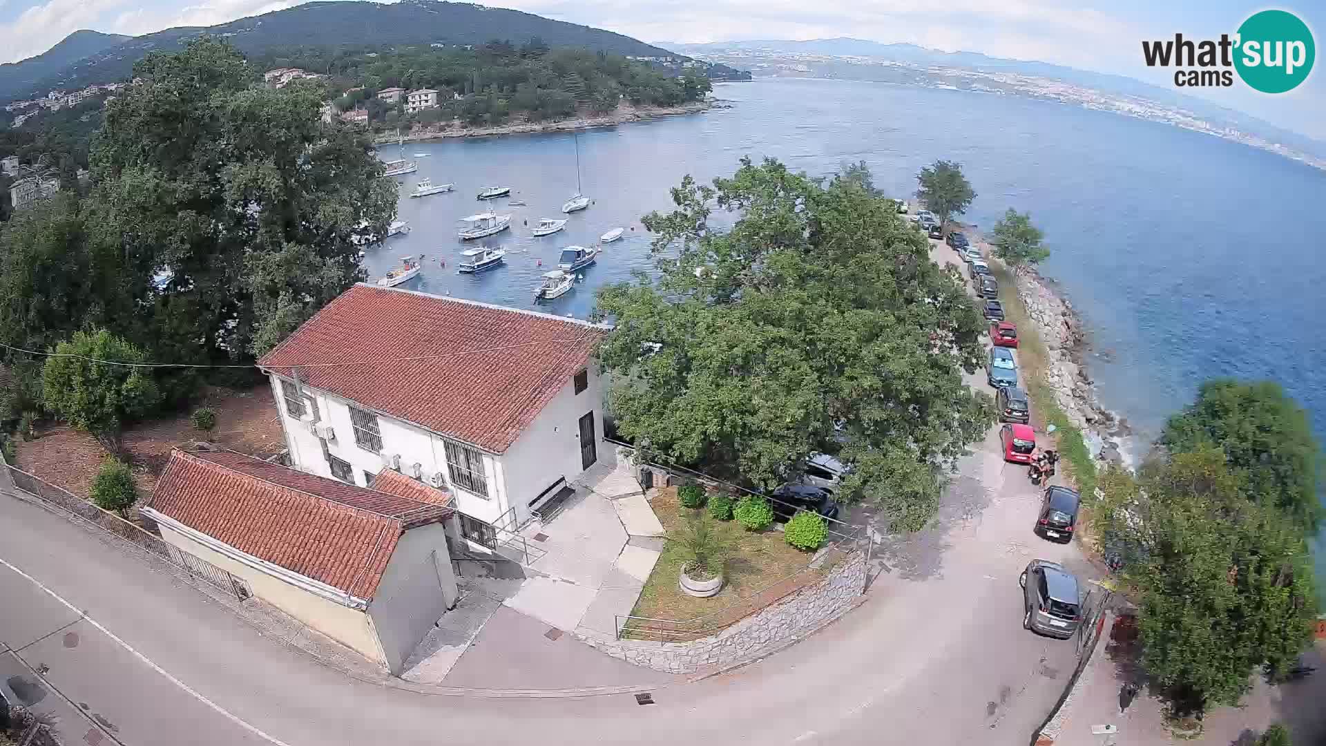Ika Harbor Webcam – LIVE View of the Harbor and Opatija Lights