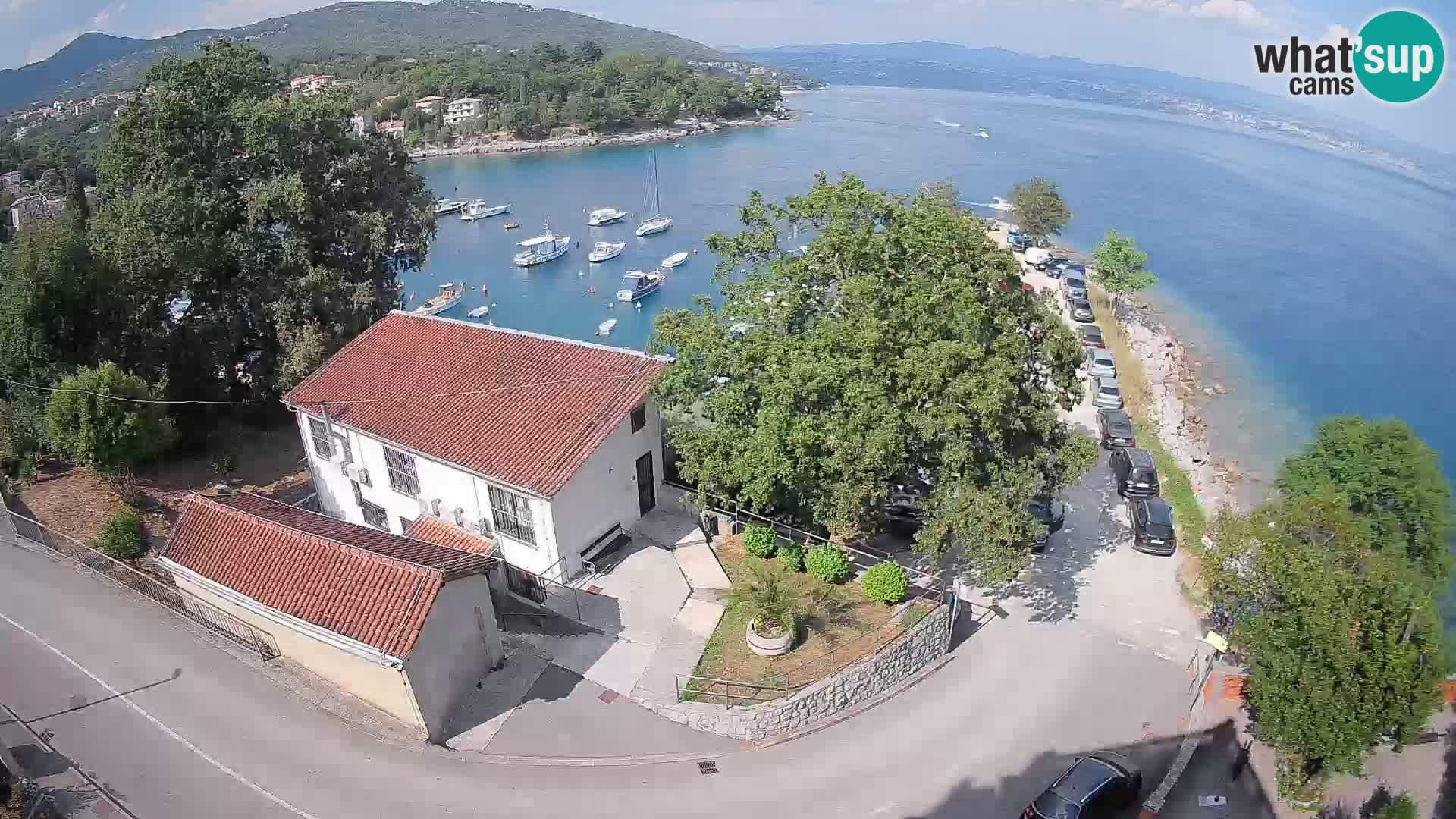 Ika Harbor Webcam – LIVE View of the Harbor and Opatija Lights