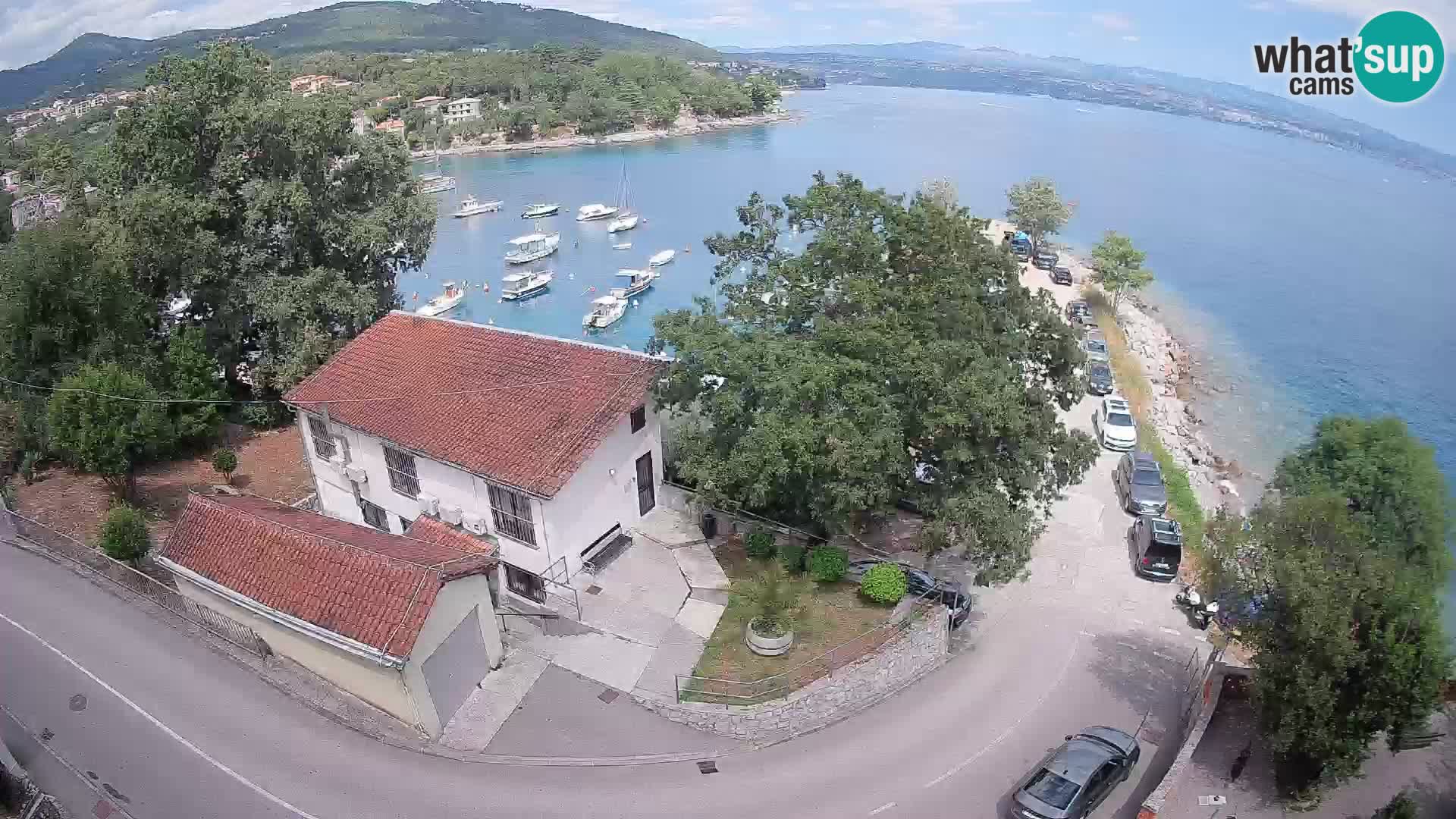 Ika Harbor Webcam – LIVE View of the Harbor and Opatija Lights