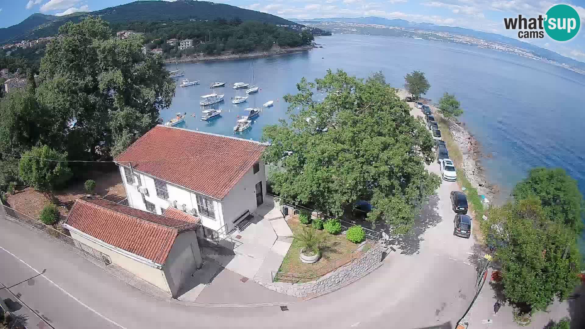 Ika Harbor Webcam – LIVE View of the Harbor and Opatija Lights