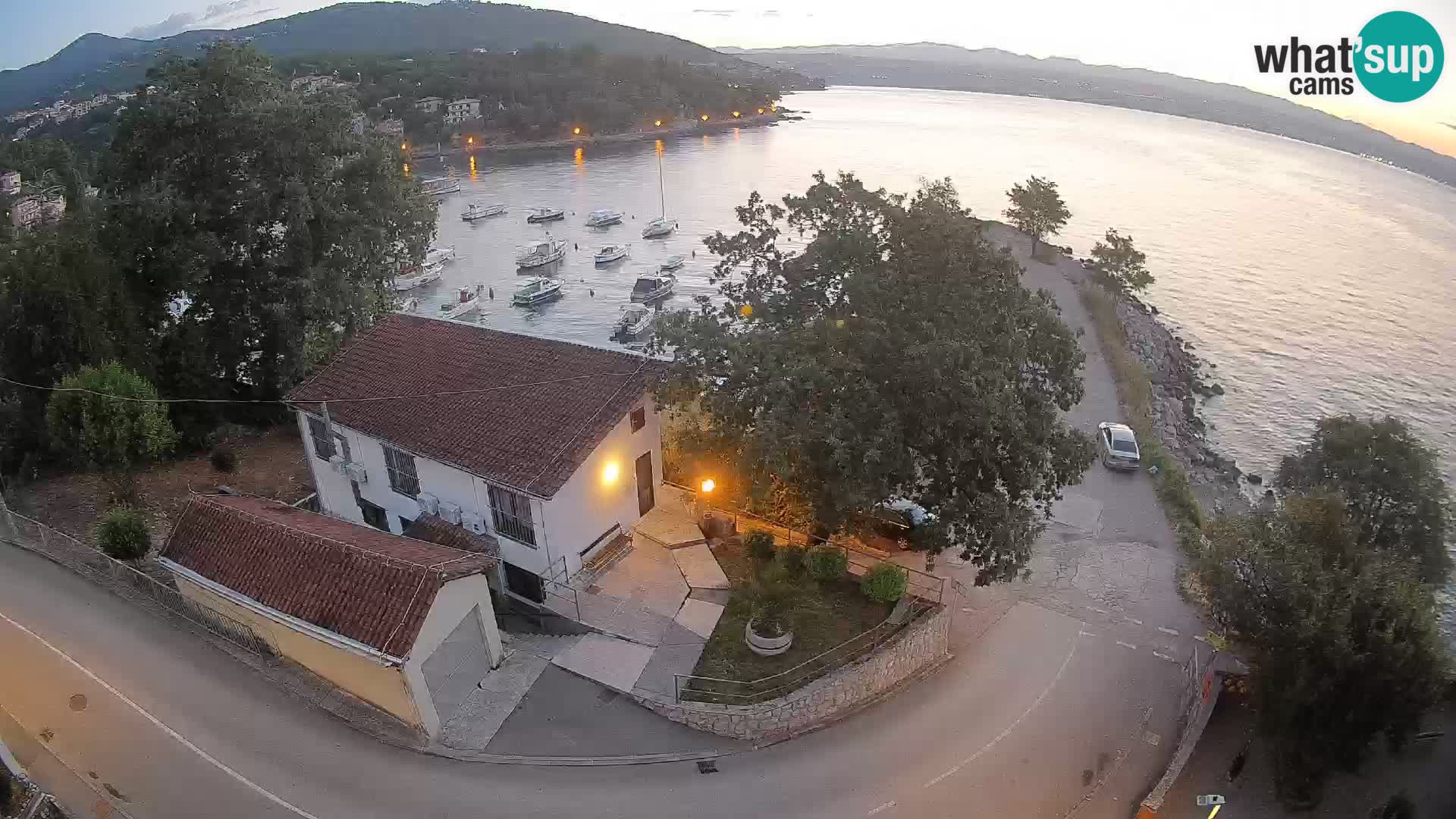 Webcam puerto de Ika – Vista en directo y luces de Opatija