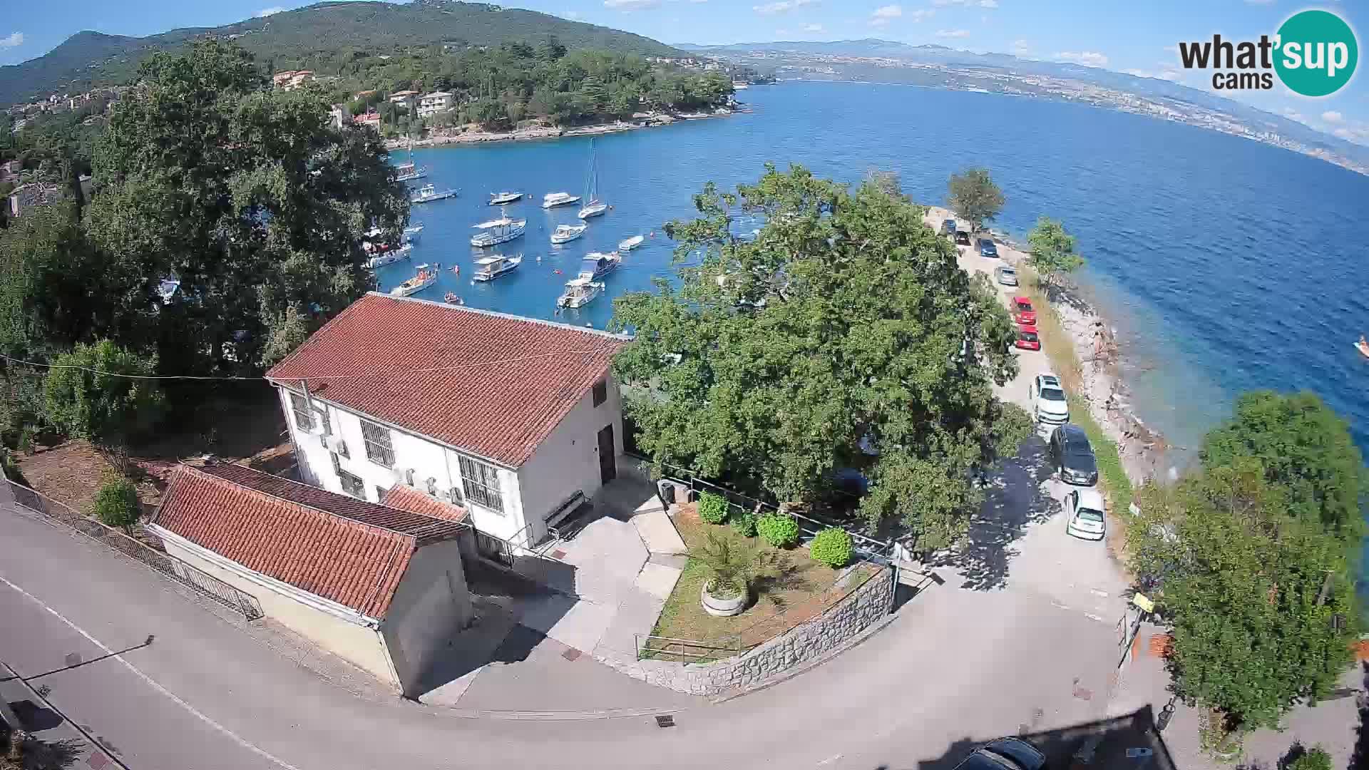 Ika Harbor Webcam – LIVE View of the Harbor and Opatija Lights