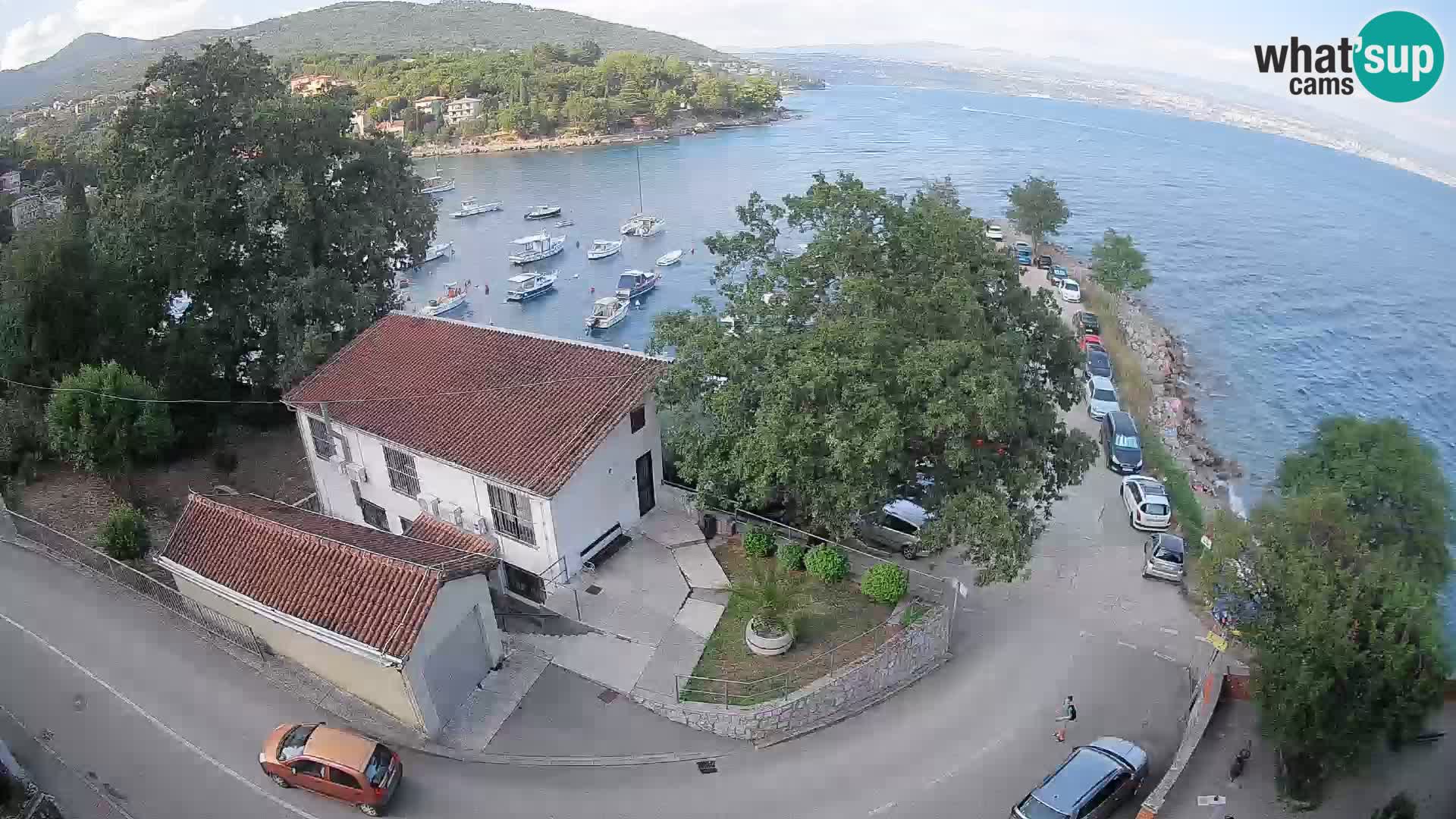 Ika Harbor Webcam – LIVE View of the Harbor and Opatija Lights