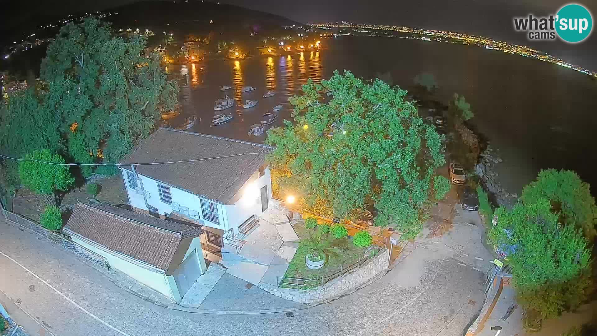 Ika Harbor Webcam – LIVE View of the Harbor and Opatija Lights