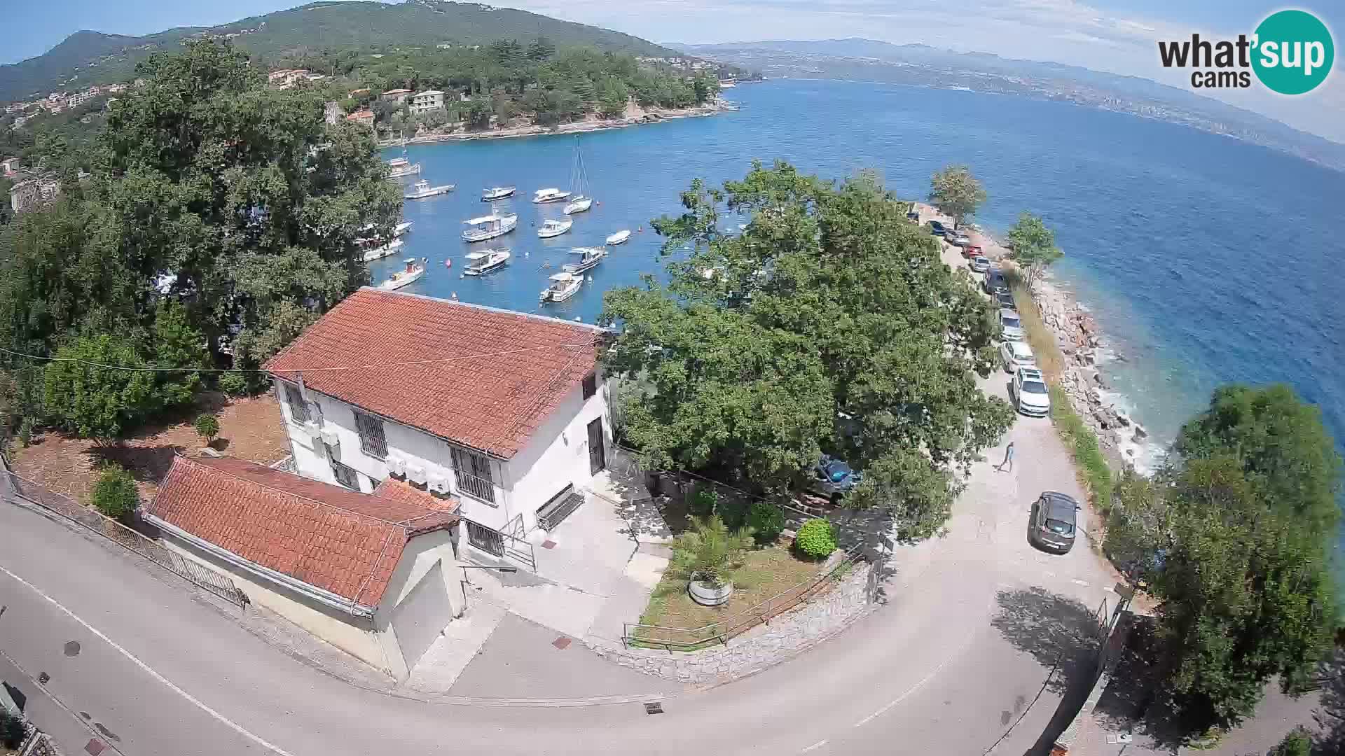 Ika Harbor Webcam – LIVE View of the Harbor and Opatija Lights
