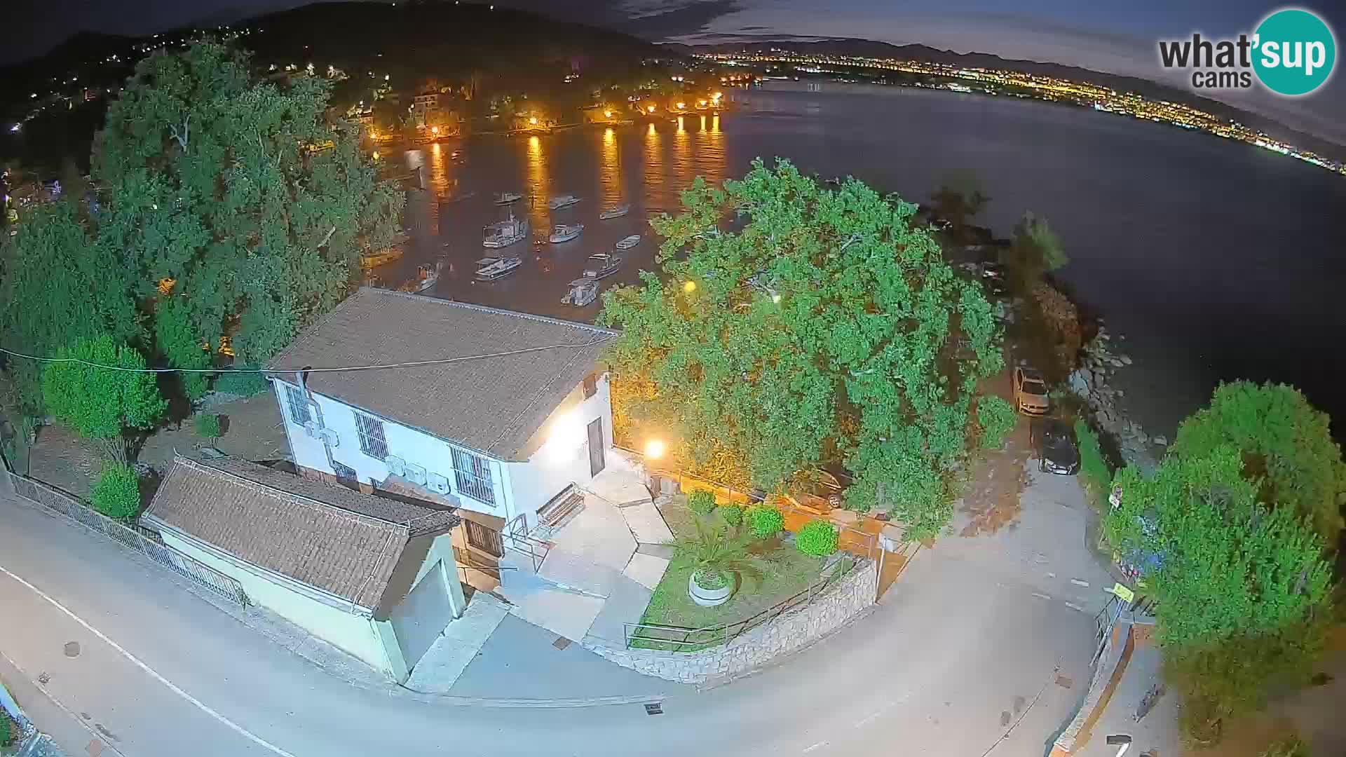 Ika Harbor Webcam – LIVE View of the Harbor and Opatija Lights